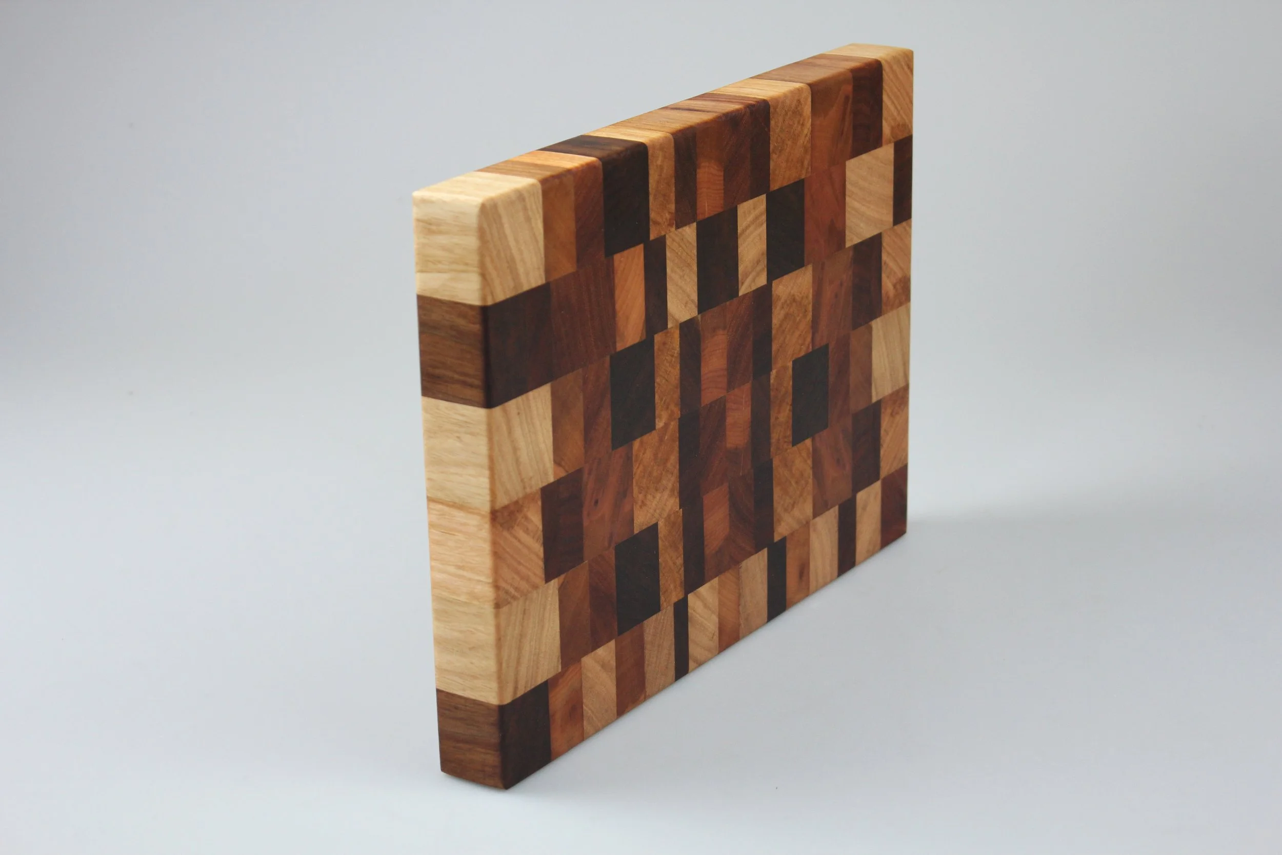 Variety Pattern Small (A) - Tas oak _ Mrytle _ Blackwood - 345x250x33 - upright.JPG