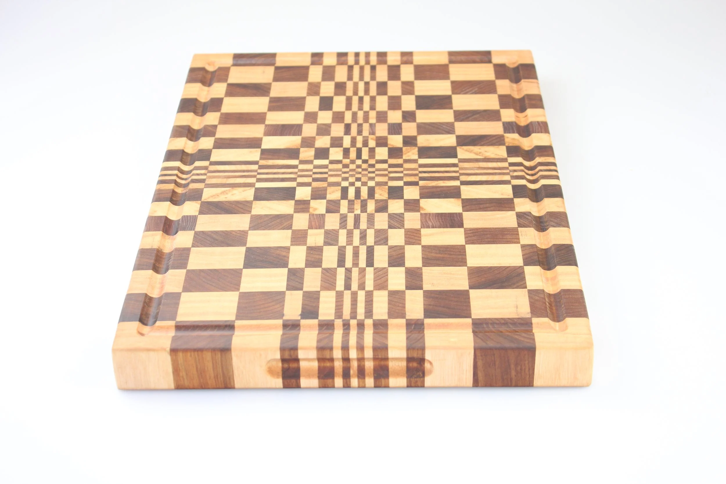 Illusion 470 x 320 Tas Oak _ Blackwood Width.JPG