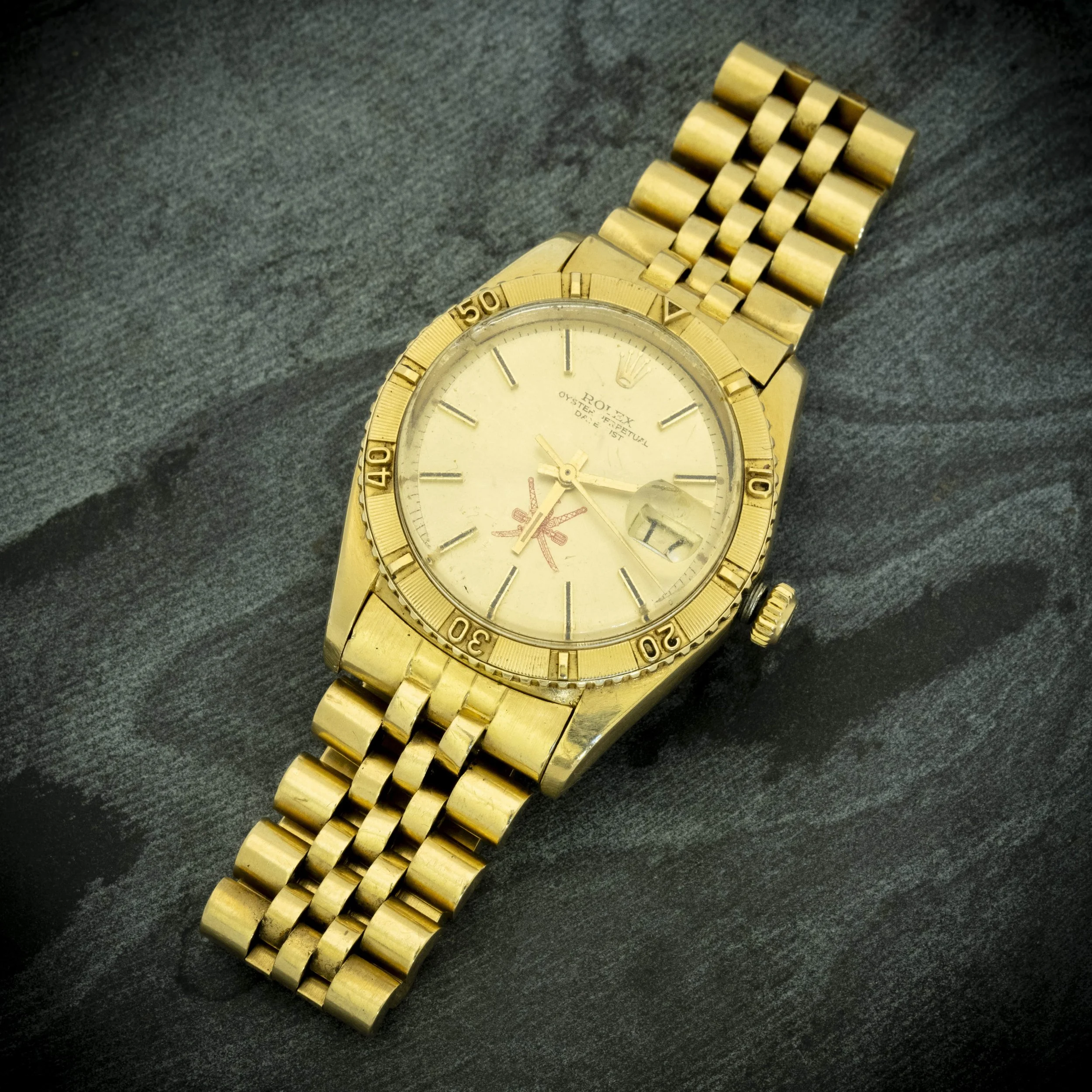 20251126-silver-jeweller-watches-rolex-gold-oyster-perpetual.jpg