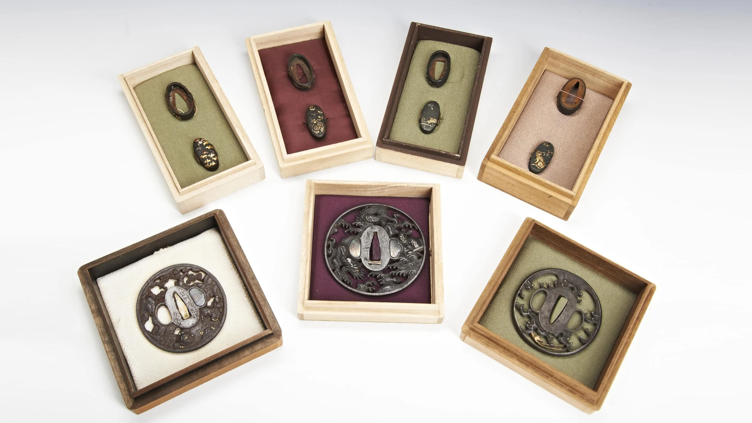 11 NOVEMBER AT 3:00PM
THE MIKE NOEL COLLECTION
JAPANESE SWORDS AND ACCESSORIES