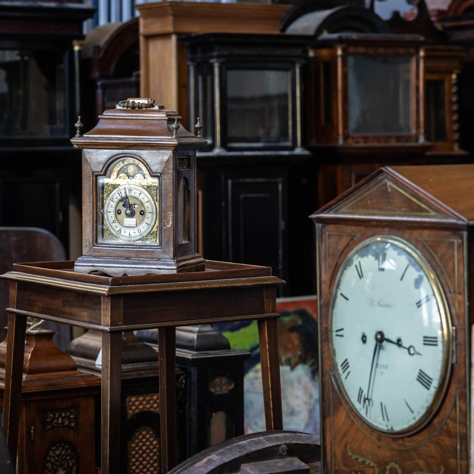 202402-george-withers-saleroom-clocks-min.jpg