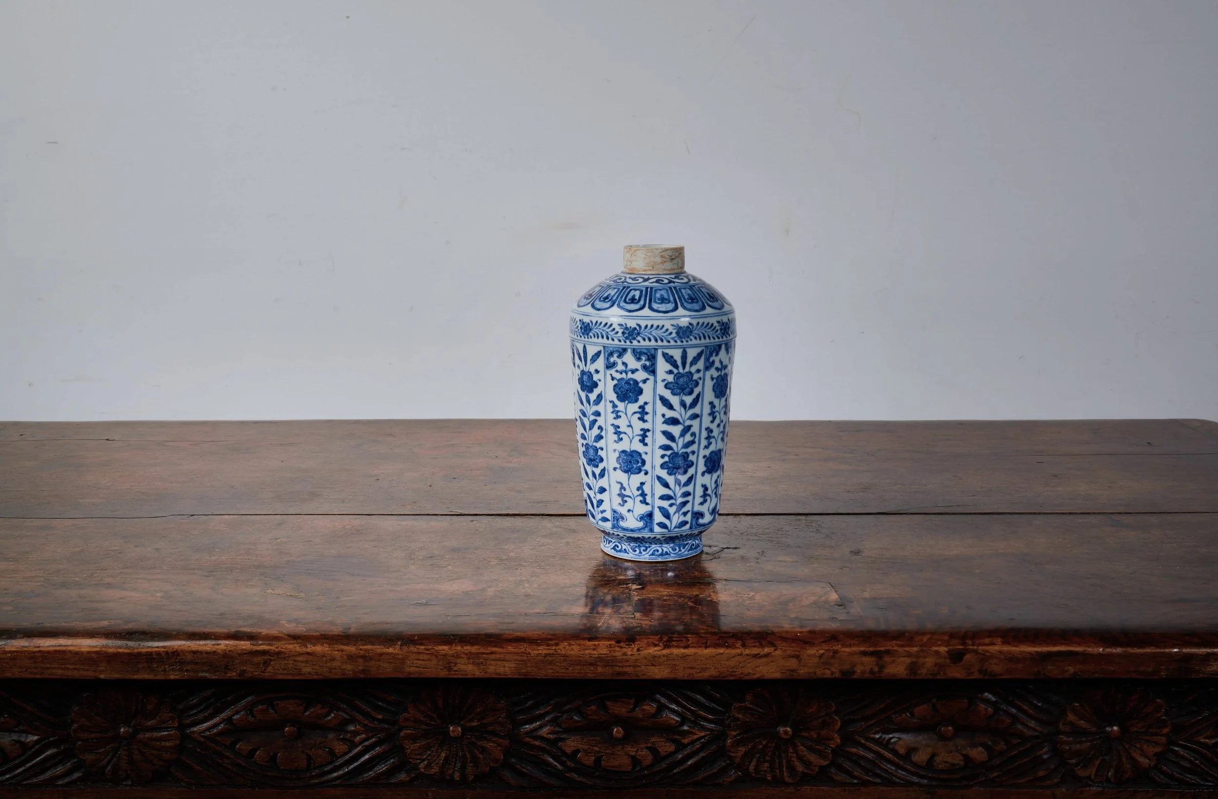 MONDAY 18 MAY
FINE ASIAN ART
A BLUE AND WHITE MING-STYLE BOTTLE VASE, QIANLONG MARK AND THE PERIOD, 24.5CM HIGH, ESTIMATE: £8,000 - £12,000
TO BE SOLD ON BEHALF A CHARITABLE ORGANISATION
Learn more