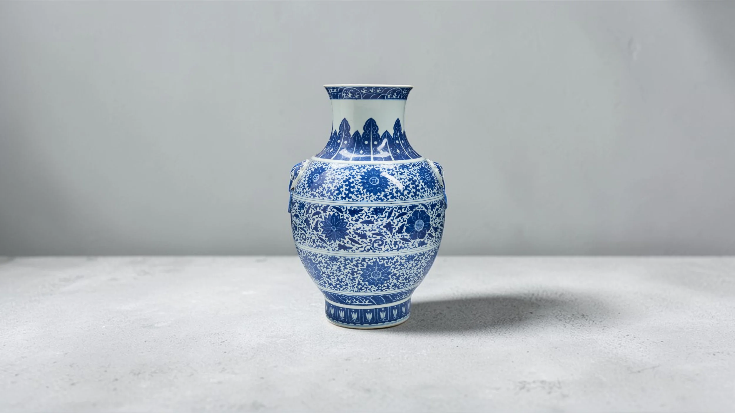 WEDNESDAY 11 MARCH AT 9:30AM
ASIAN ART 
A LARGE MING-STYLE BLUE AND WHITE VASE, QIANLONG SEAL MARK, GUANGXU PERIOD PERIOD (1875-1908), ESTIMATE: £1,000 - £1,500
View catalogue