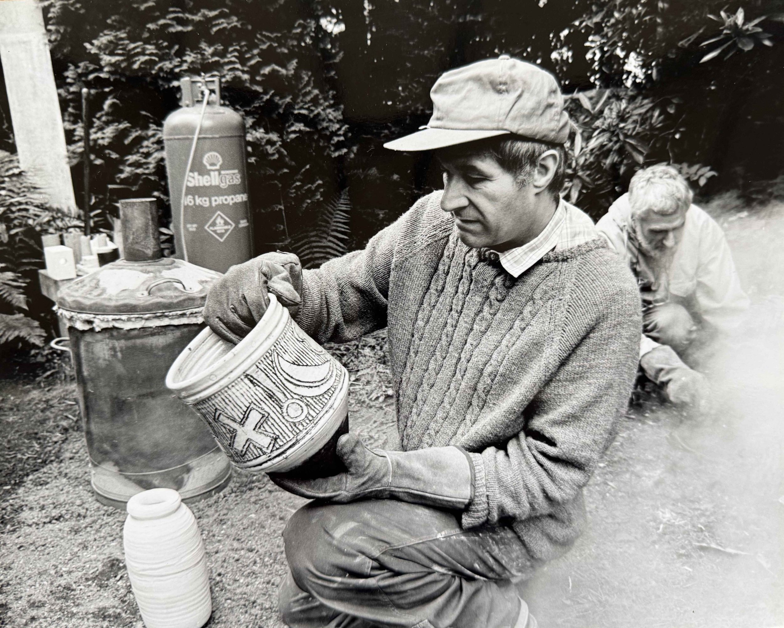 251015-select-interiors-featuring-the-michael-mason-collection-sculpture-ceramics-artists-studio (6).jpeg