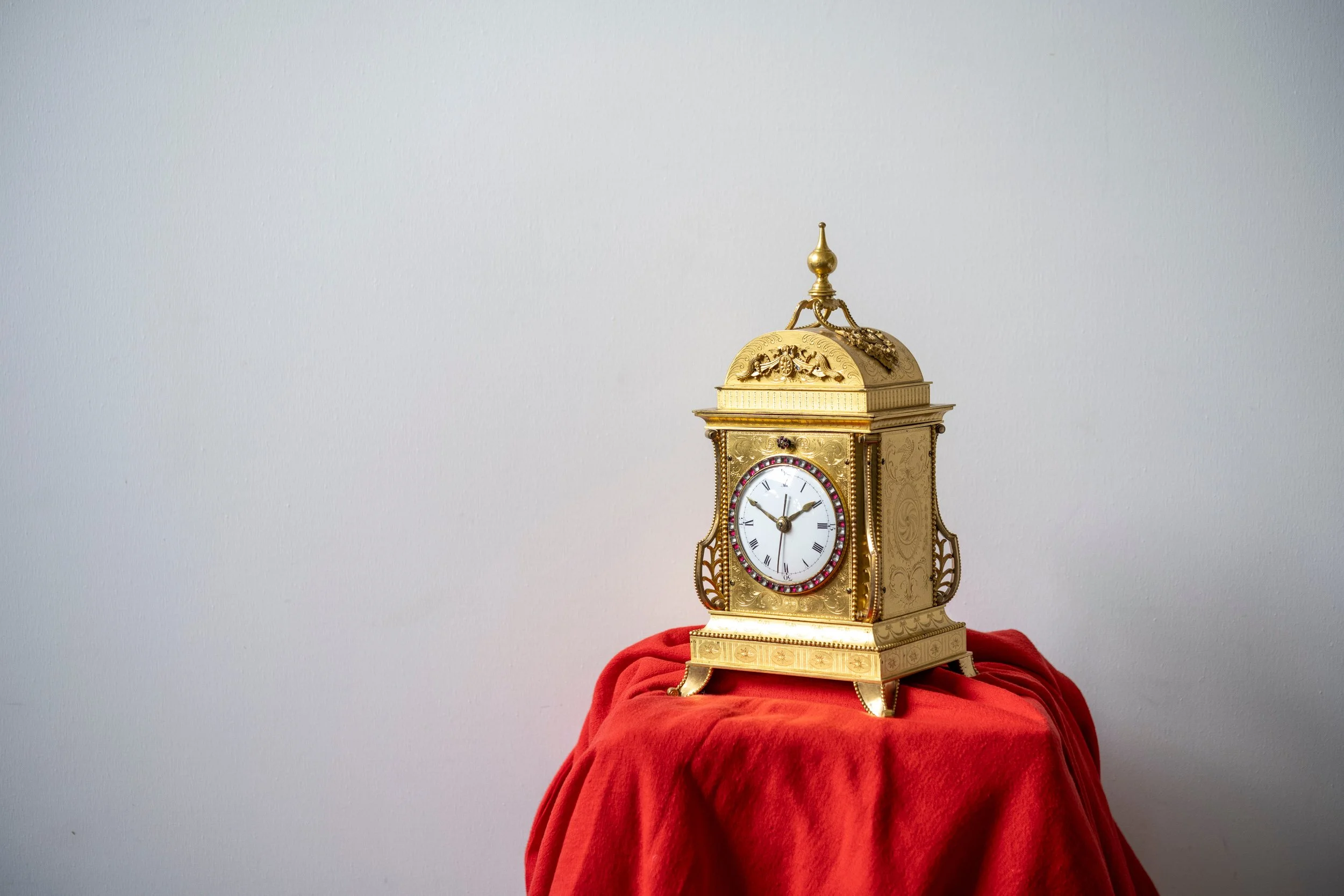 MONDAY 9 NOVEMBER 
FINE ASIAN ART
A RARE CHINESE ORMOLU AND PASTE SET STRIKING VERGE MANTEL CLOCK
GUANGZHOU WORKSHOPS, CIRCA 1800, IN THE MANNER OF HENRY BORRELL, ESTIMATE: £8,000 - £12,000
Learn more