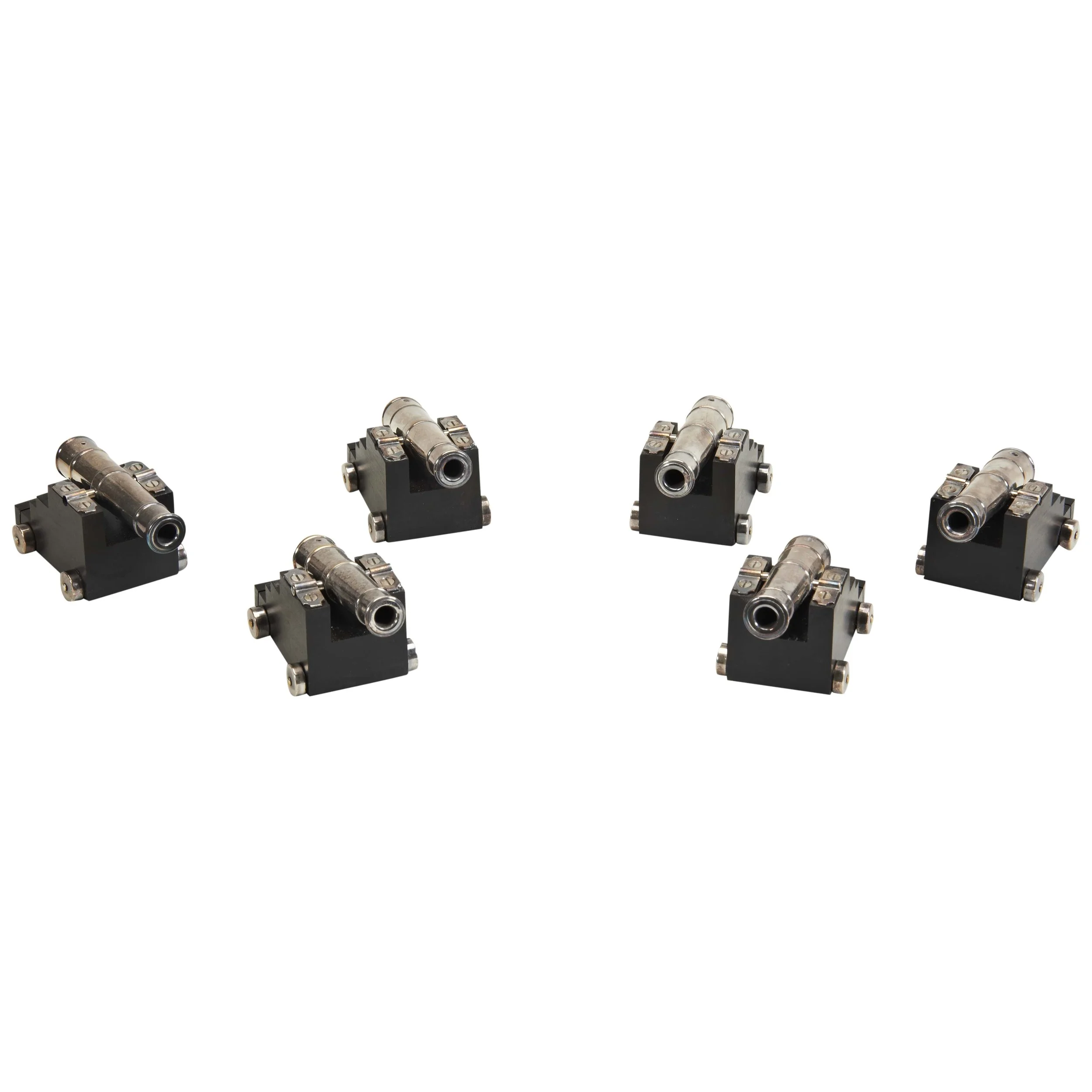20250312-curated-interiors-hemington-collection-silver-place-card-holders-2-min.jpg
