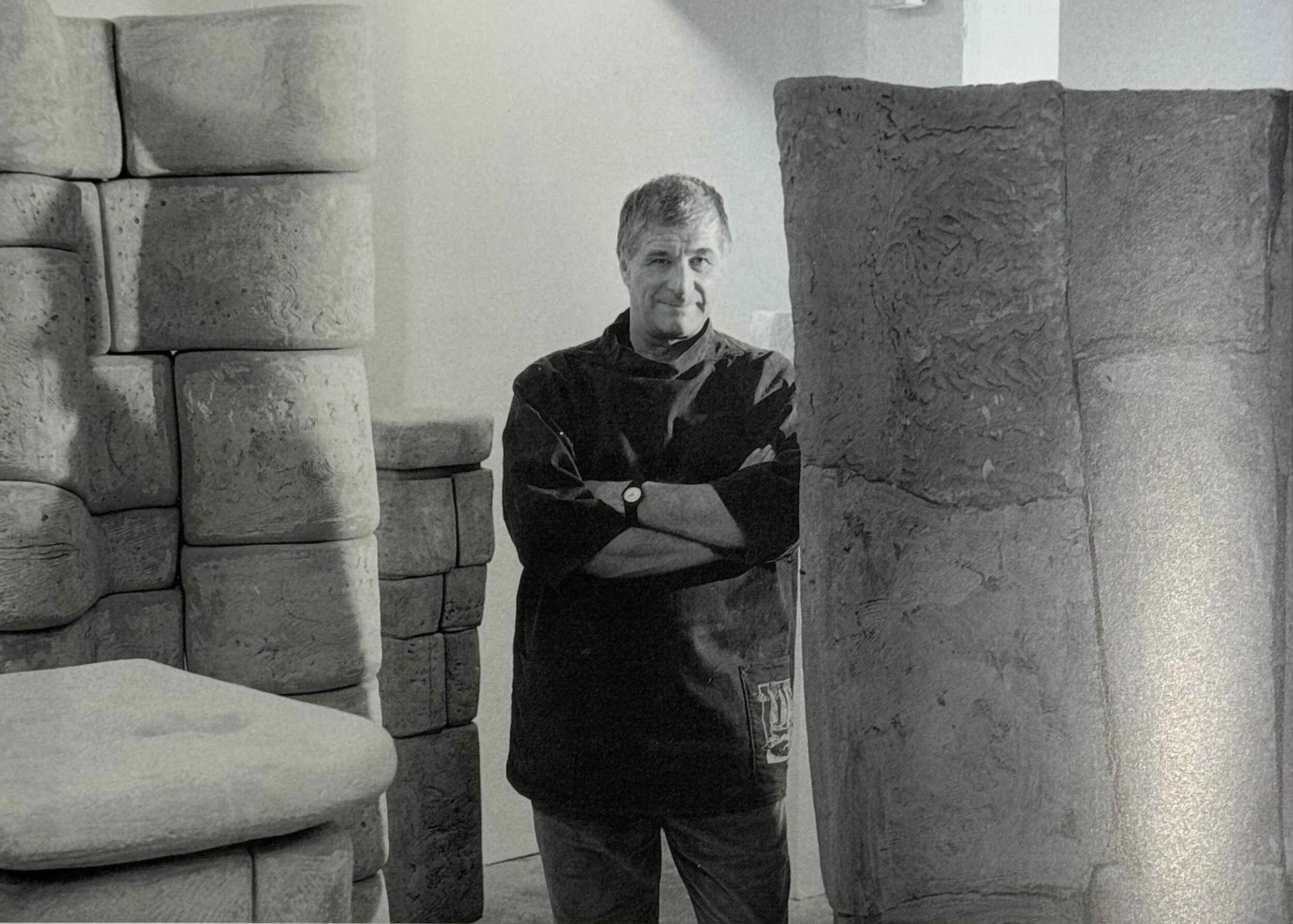 251015-select-interiors-featuring-the-michael-mason-collection-sculpture-ceramics-artists-studio (2).jpeg