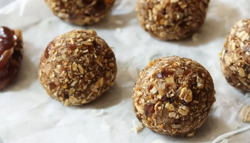 Recipe: Apple Pie Energy Bites