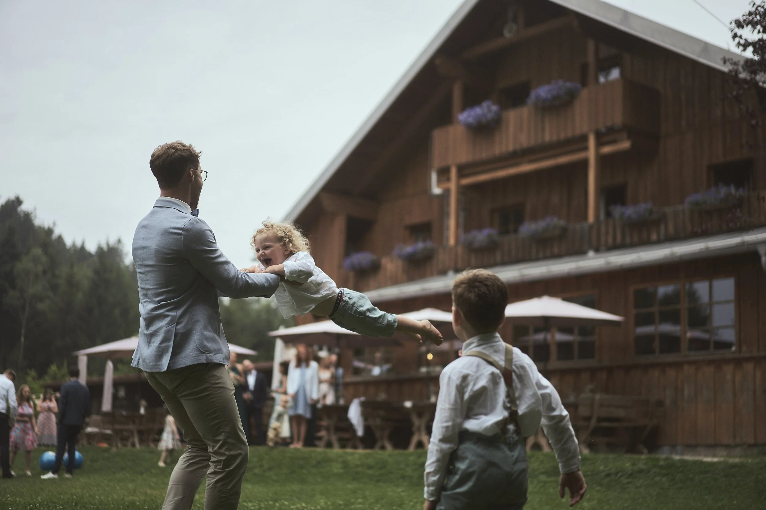 Olivia &amp; Niklas