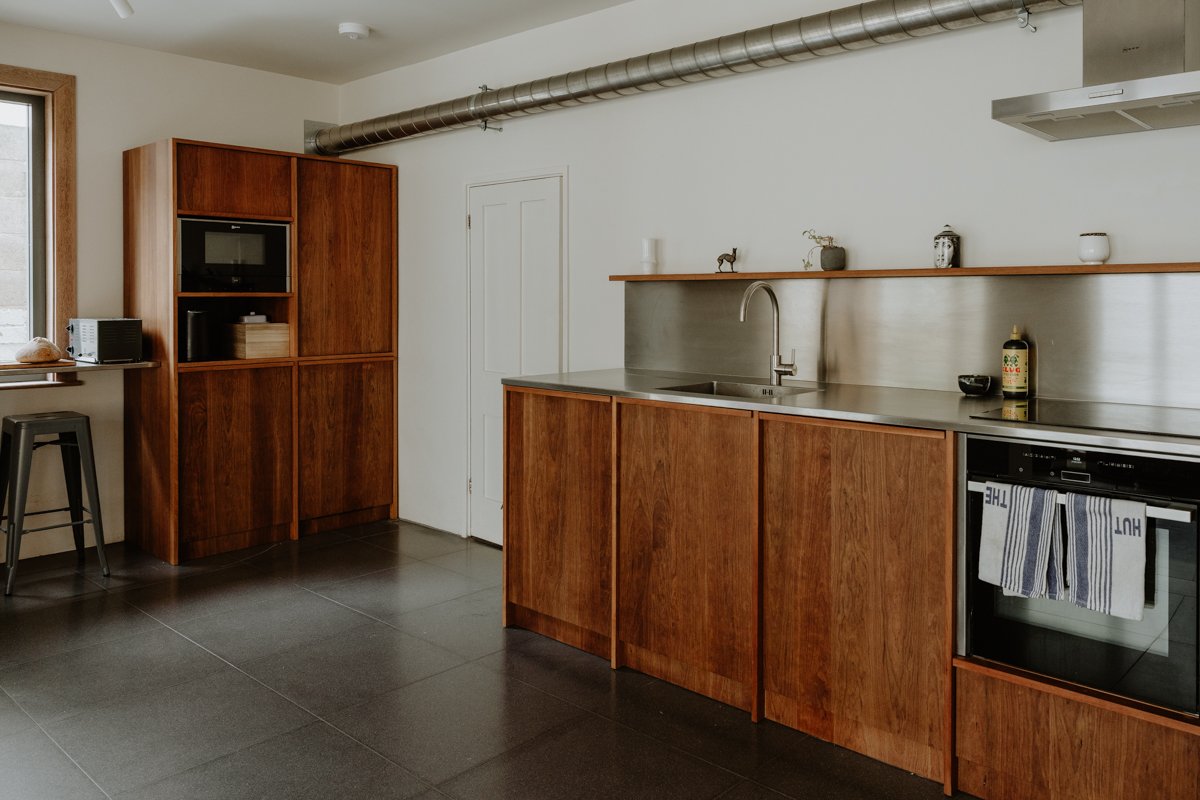 WSJ - Hastings-210.jpg