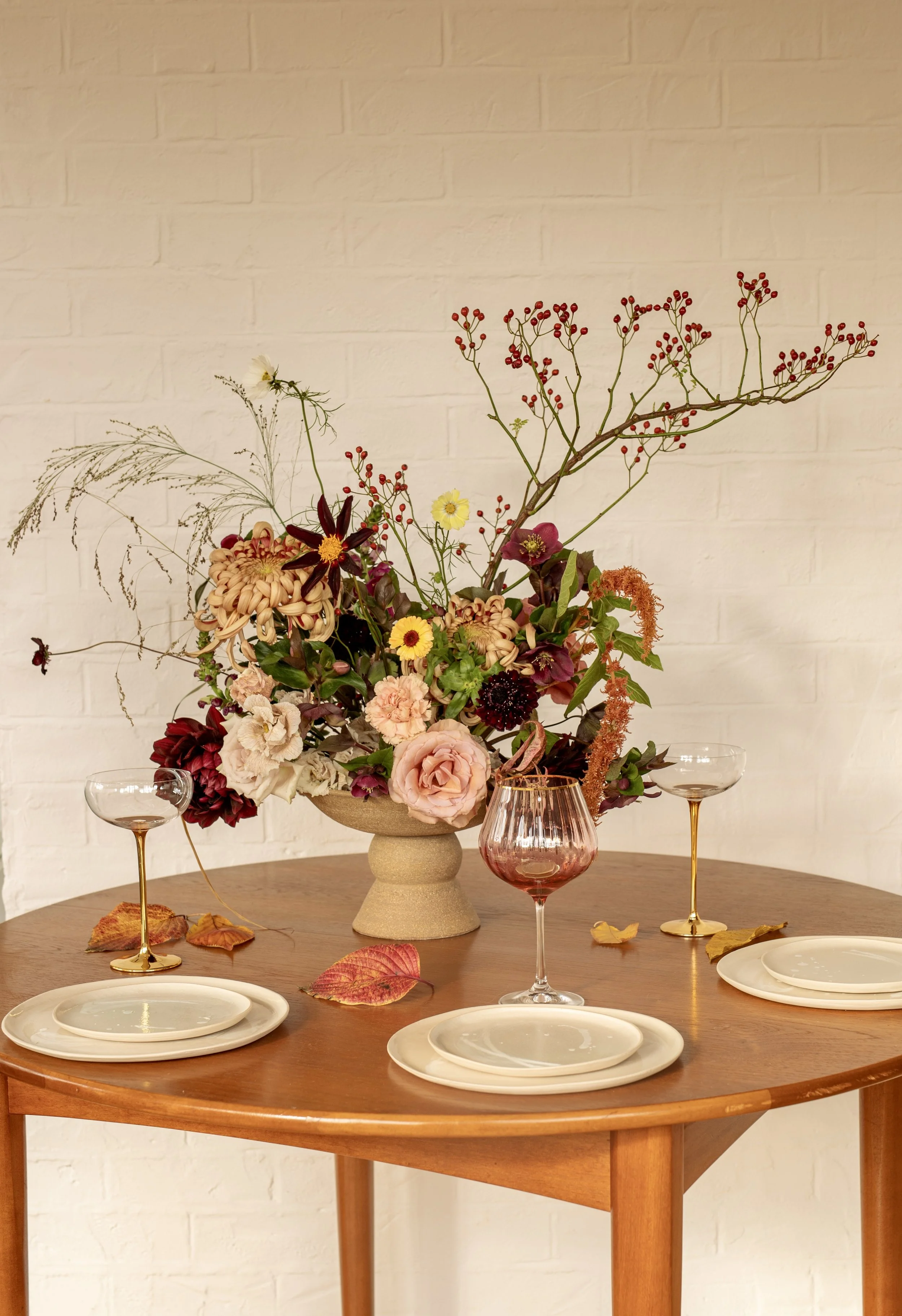 Slip Dinner Set + Big Sur Toasted Pedestal Bowl 