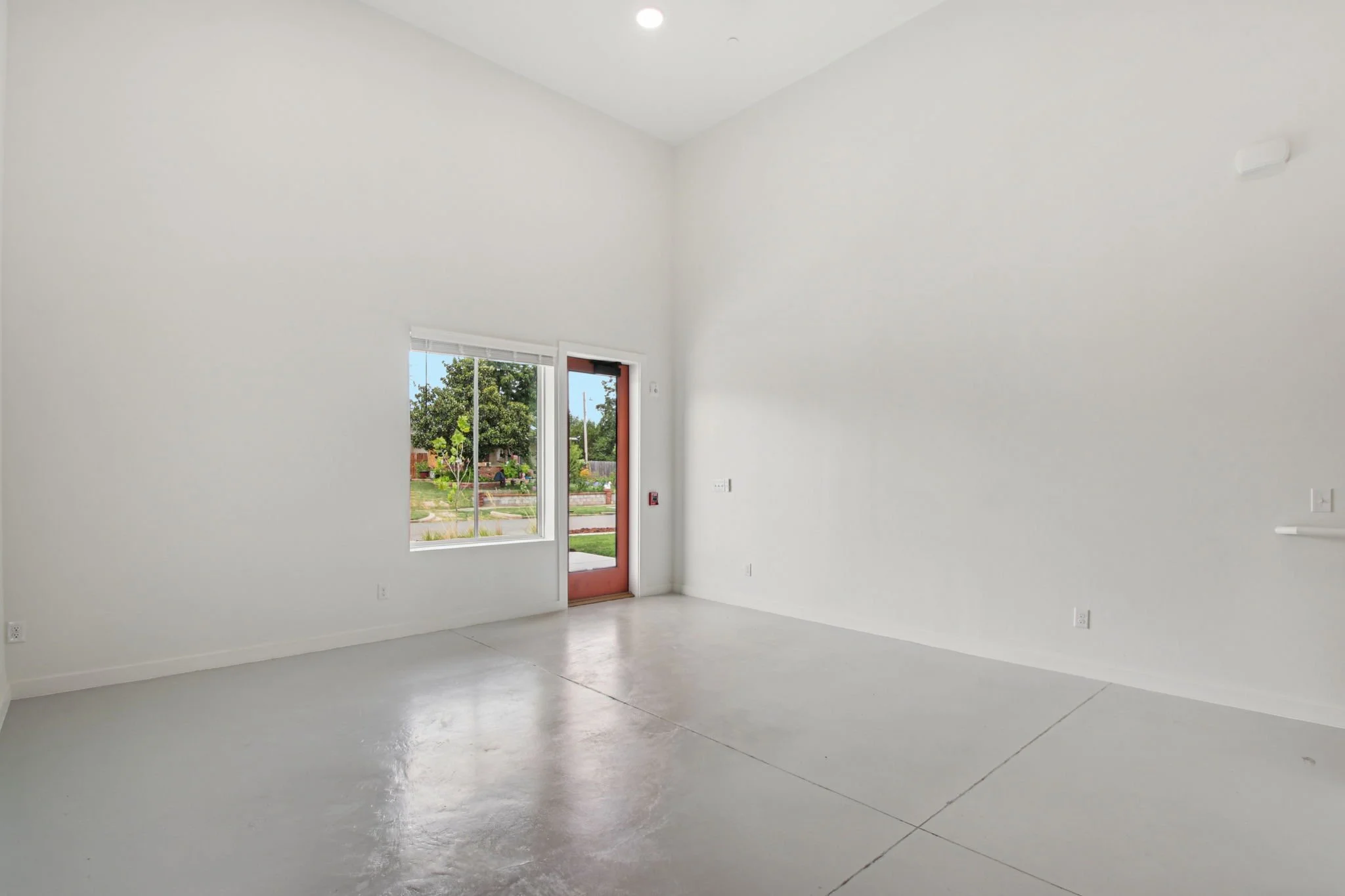 Copy of 45-web-or-mls-unit 1E-002.jpg