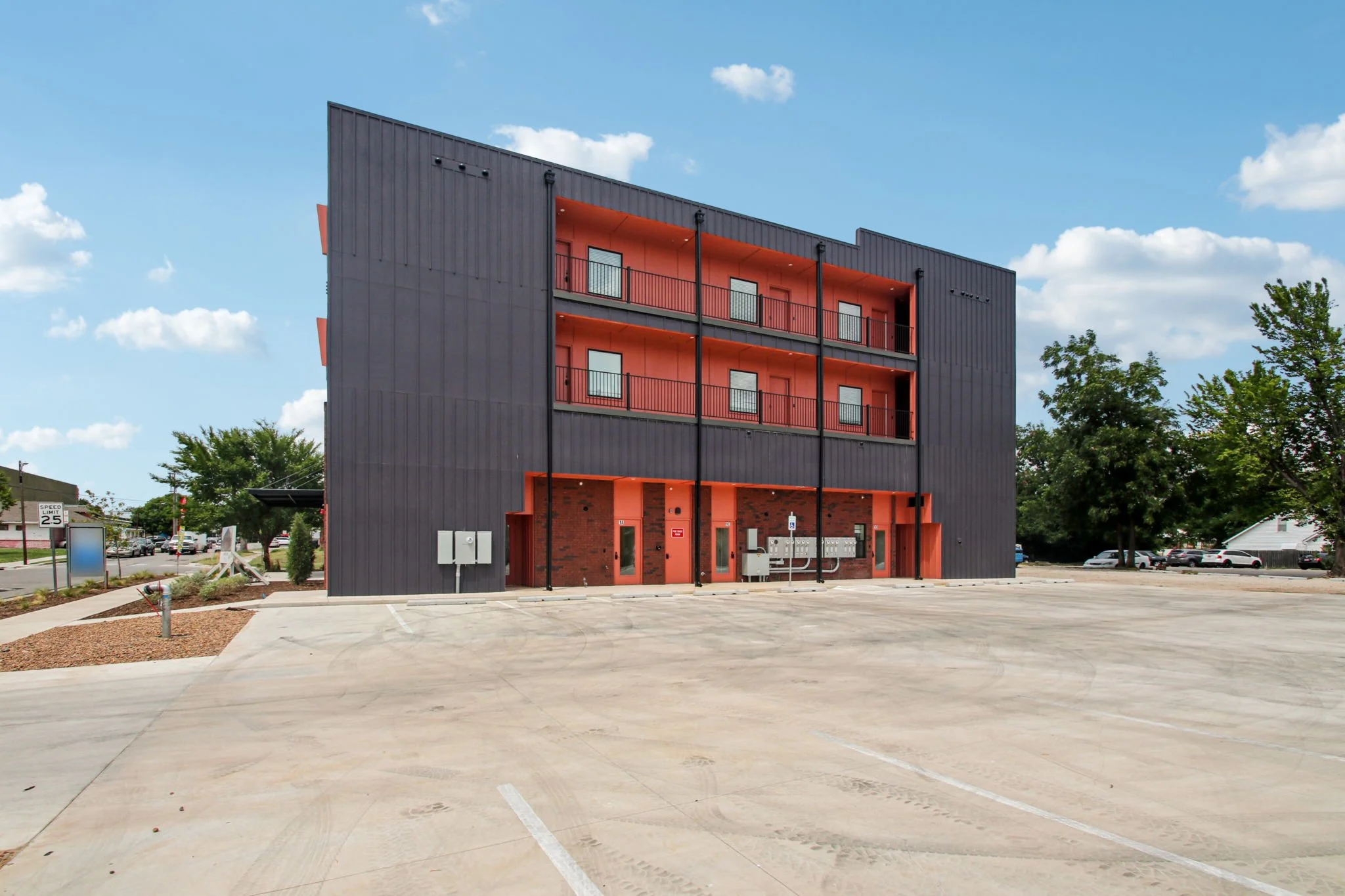 5-web-or-mls-unit 2A-005.jpg