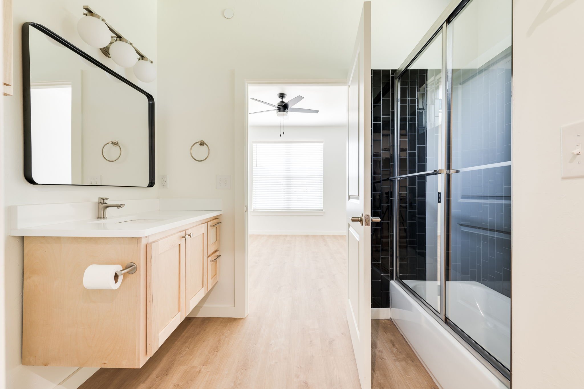 86-1625 NW 12th St, OKC-084.jpg