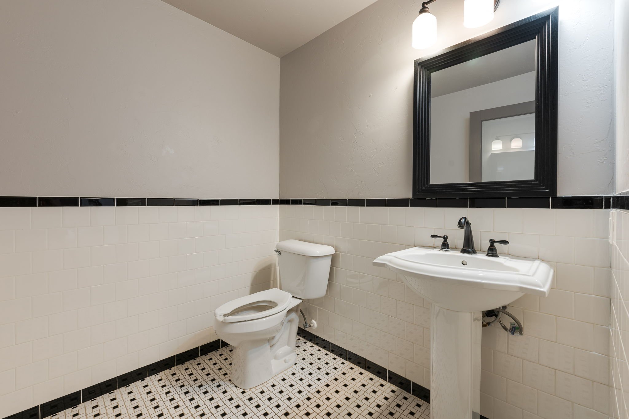 45-1601 N Blackwelder Ave, OKC-045.jpg