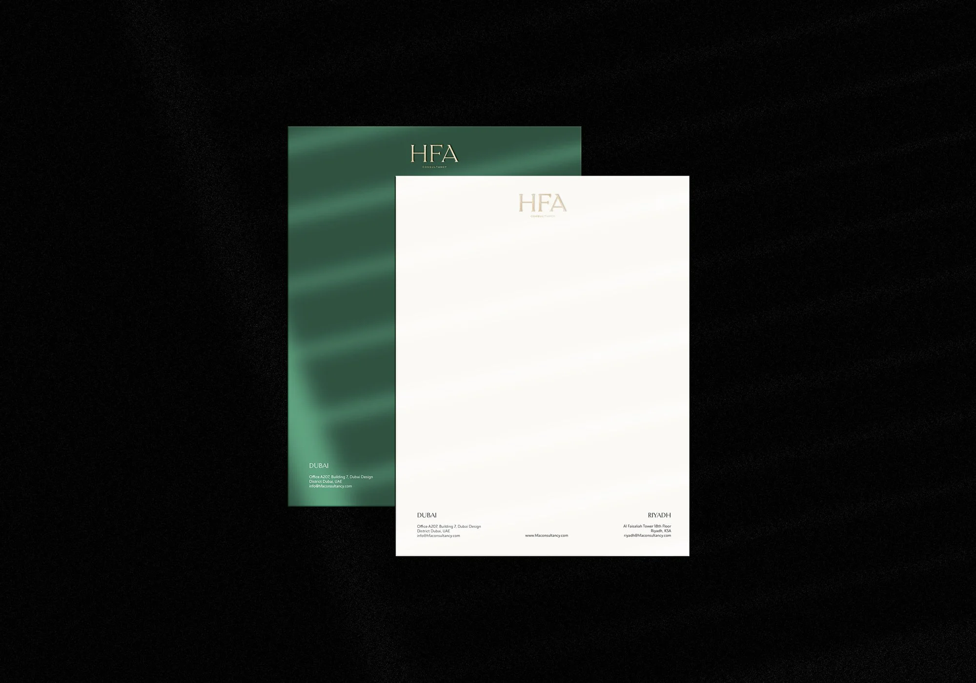 business personality visual identity | Avelã Creative