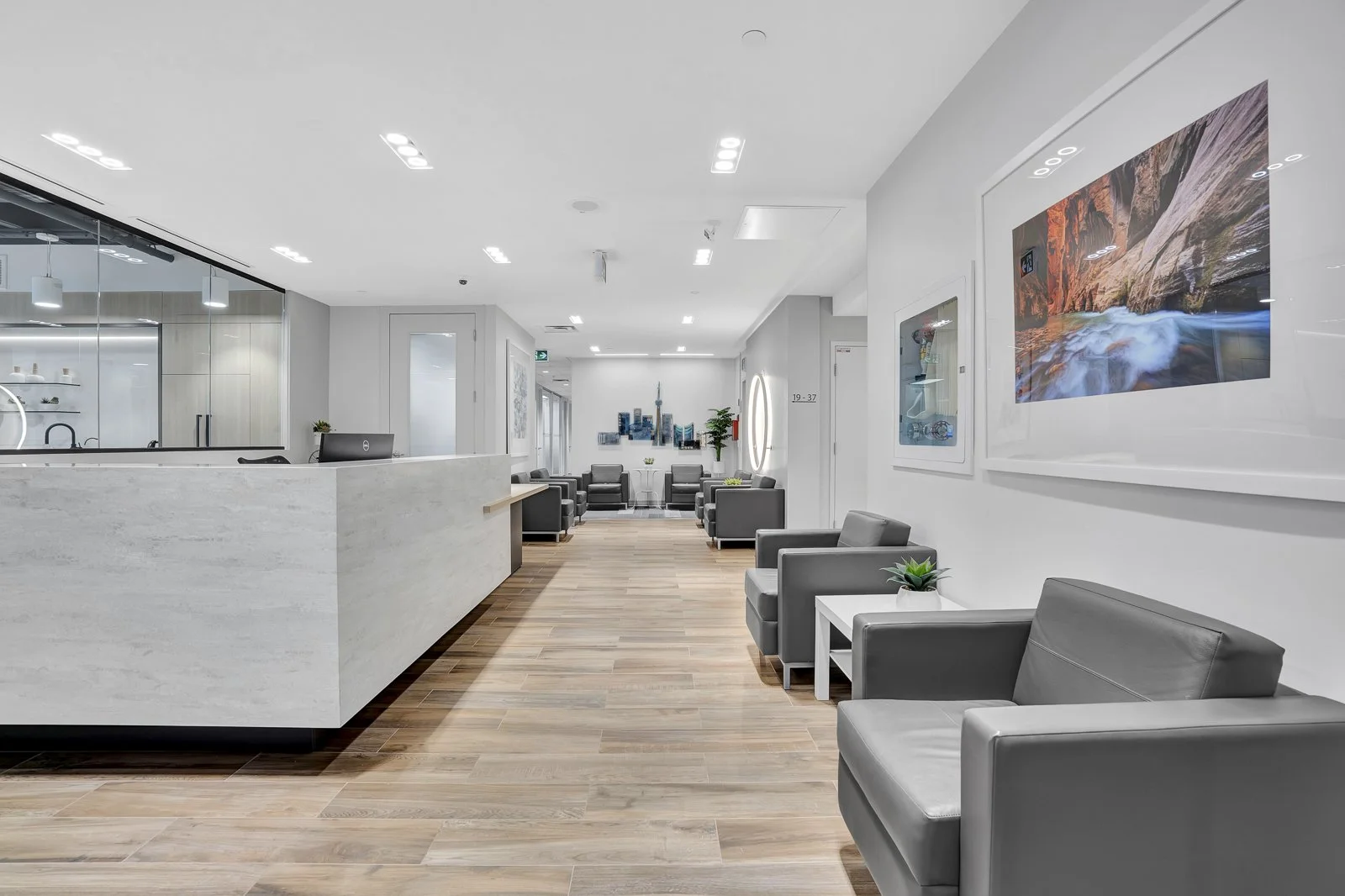 1400-18 King St E Toronto ON_Reception_Web-9.jpg