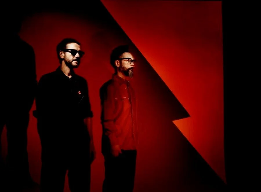 Feeder release new double A-side single ‘Playing With Fire’ / ‘ELF’ and announce double album ‘Black / Red’ 