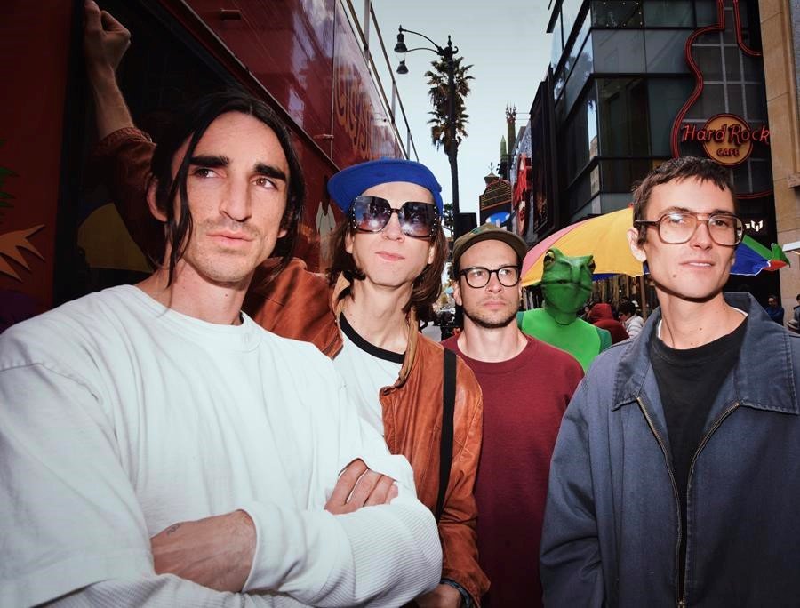 DIIV Share Lead Single ‘Brown Paper Bag’