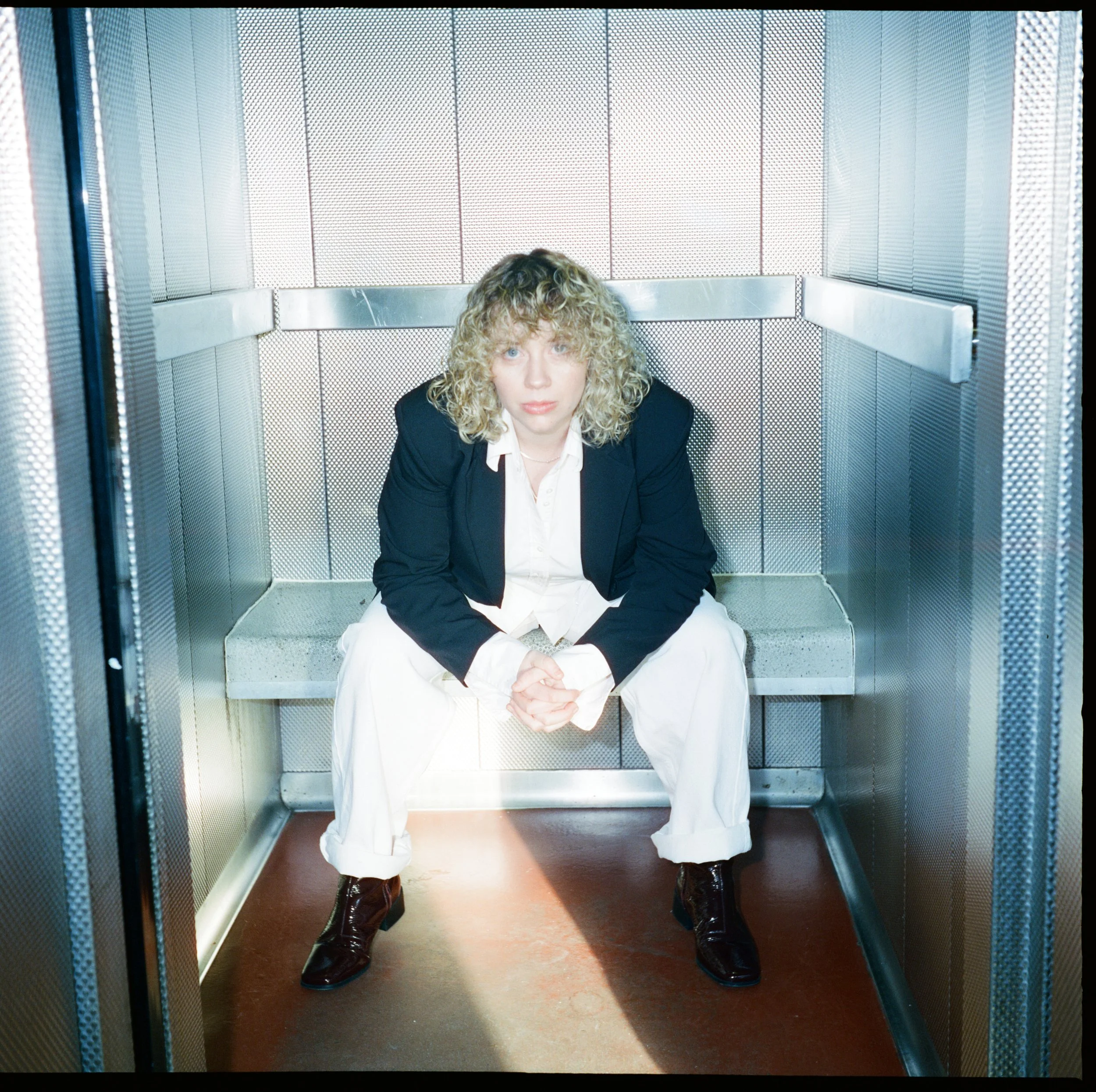 Lizzie Reid shares new single ‘Sweet Relief’ (ft. Hamish Hawk)