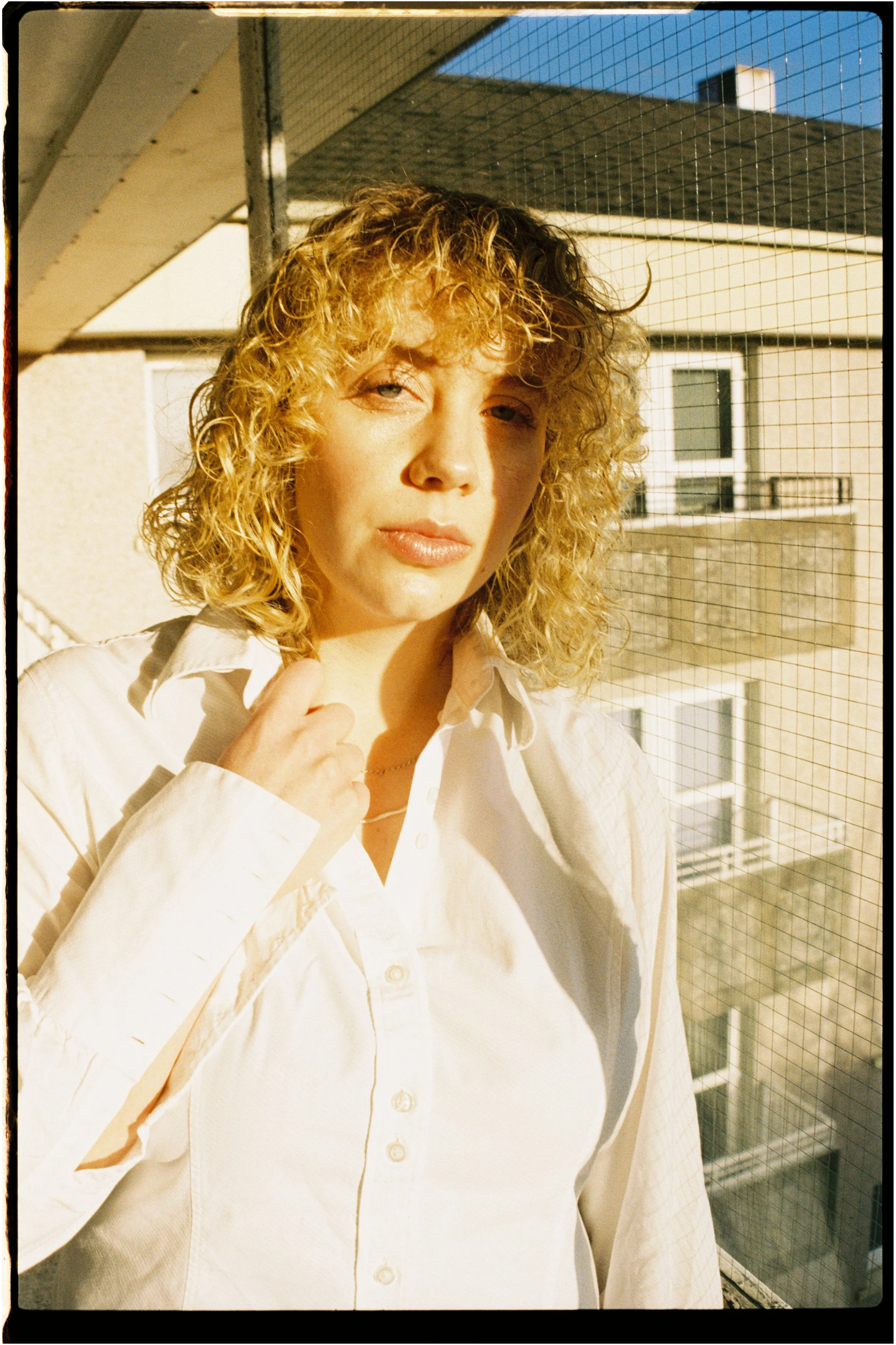 Lizzie Reid shares new single ‘Sentimental’ ahead of EP Undoing and UK tour