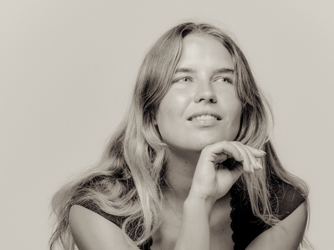 Liza Lo shares new single ‘Birdsong’ ahead of debut US tour dates