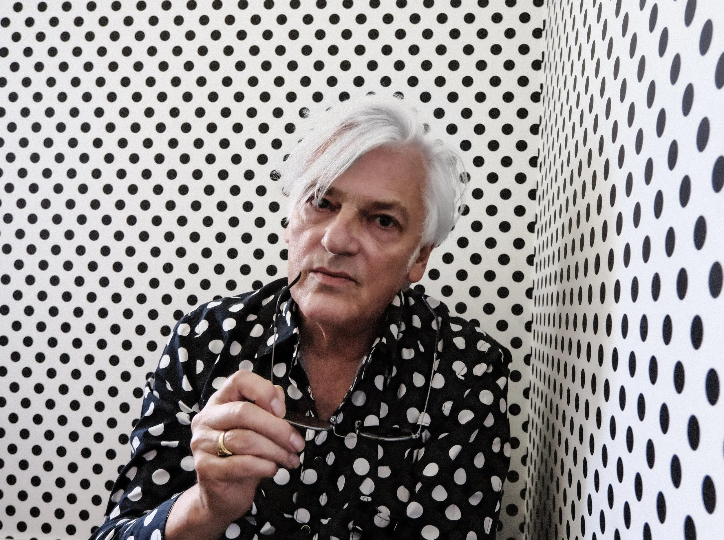 Robyn Hitchcock shares new song ‘How To Feel Alright’ and announces UK &amp; EU dates