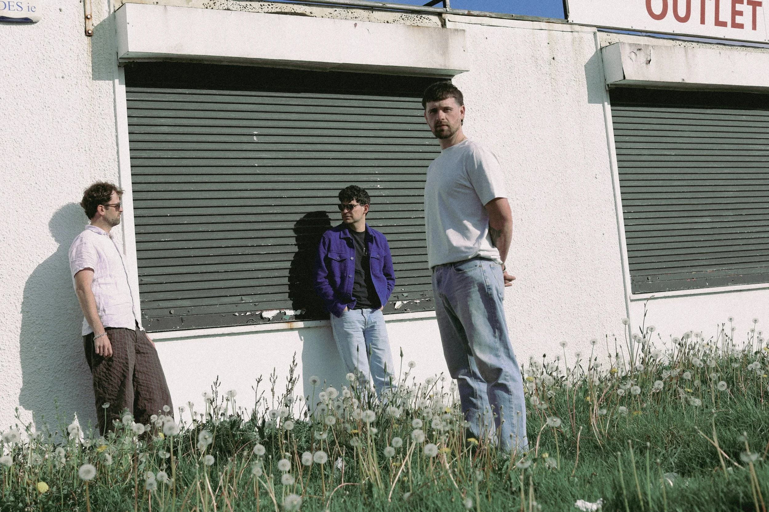Dublin trio DIVIL release debut EP ‘DIVIL I’