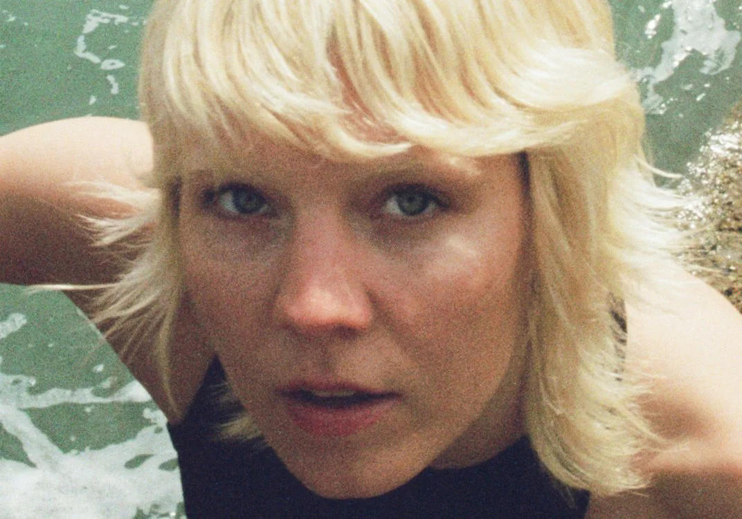 otta shares new single ‘BOWIE’