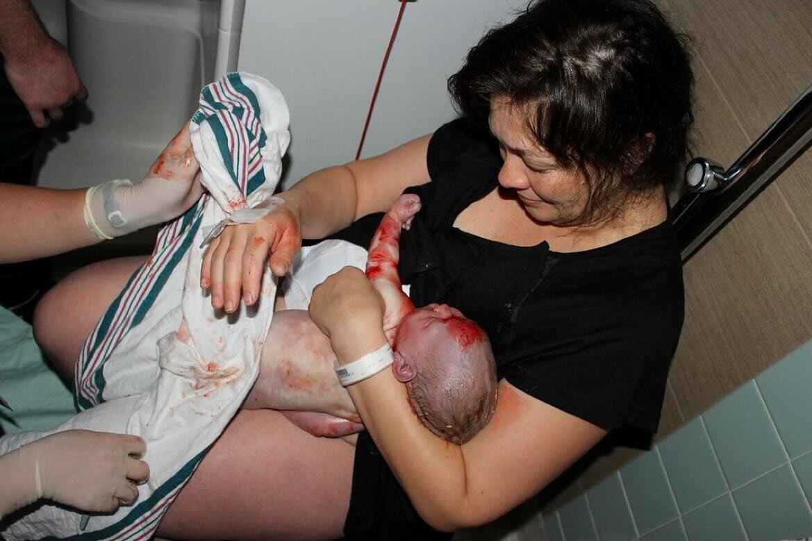 🌀DILATION STATION🌀

Repost from @sweetearthdoula, Rachel Brown, MyBirth doula and birth photographer 
&bull;
we don&rsquo;t call it the dilation station without reason! this mama was 7CM moments before we made our way to the bathroom. 
hospital bir