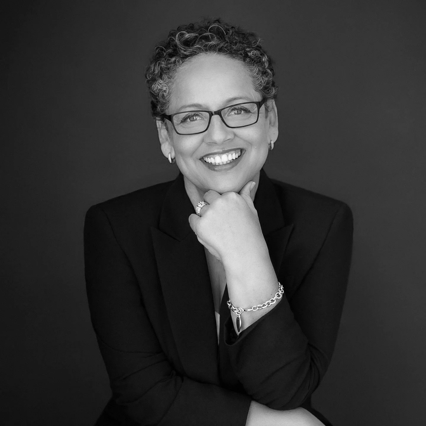 127. Getting Through Grief: Tips for Processing Grief and Healing Your Heart feat. Sharon Brubaker