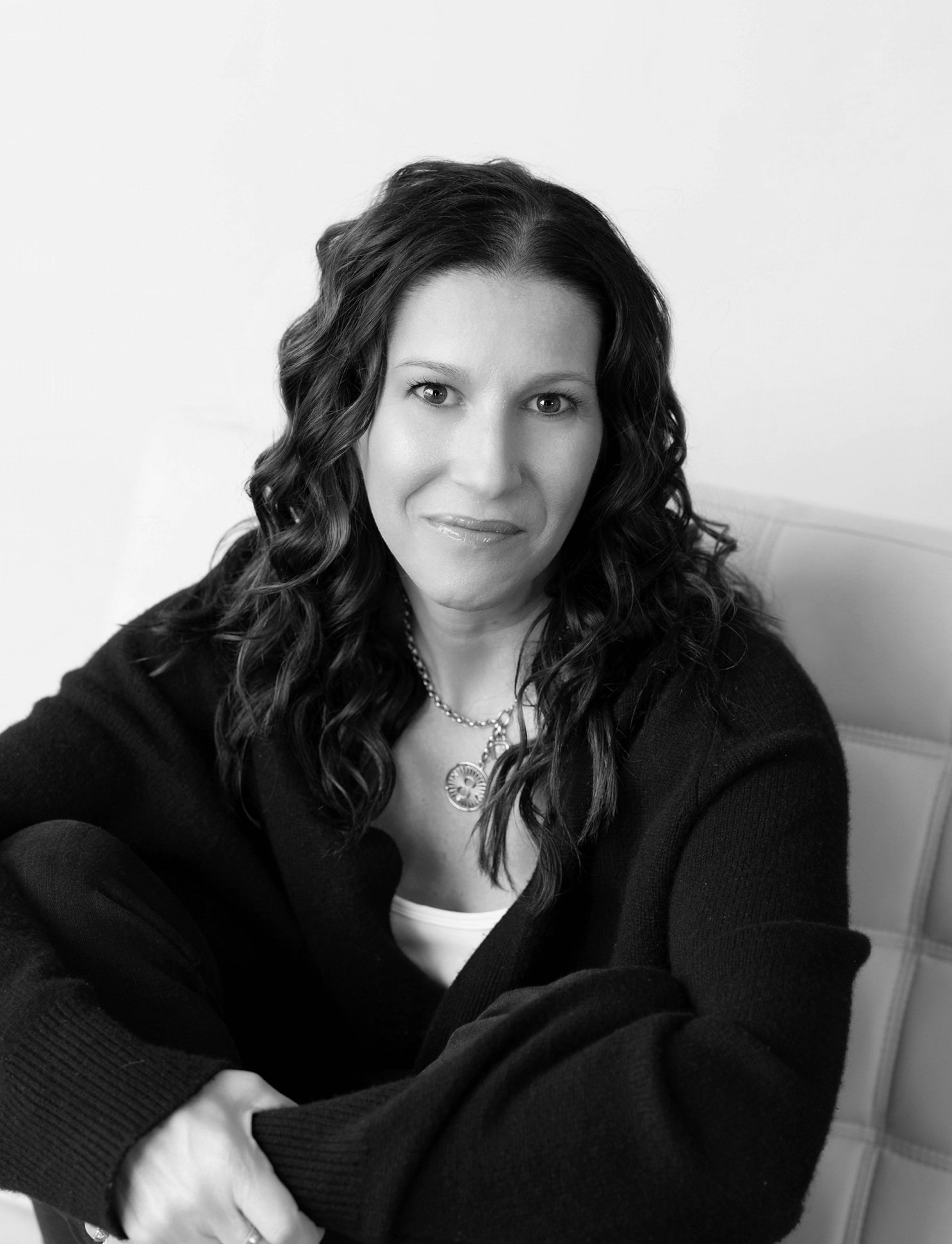 139. A Therapist's Guide to Why We Get Stuck &amp; Ways to Move Forward feat. Britt Frank