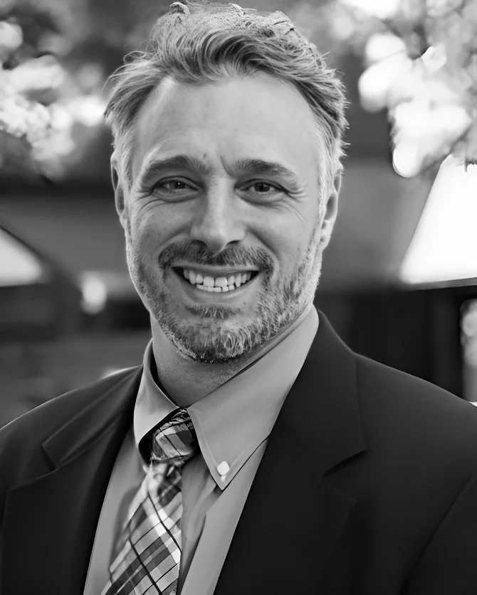 163. Treating Eating Disorders: How to Get Help &amp; Get Better feat. David Alperovitz (Program Director of Klarman Eating Disorders Center at McLean Hospital)