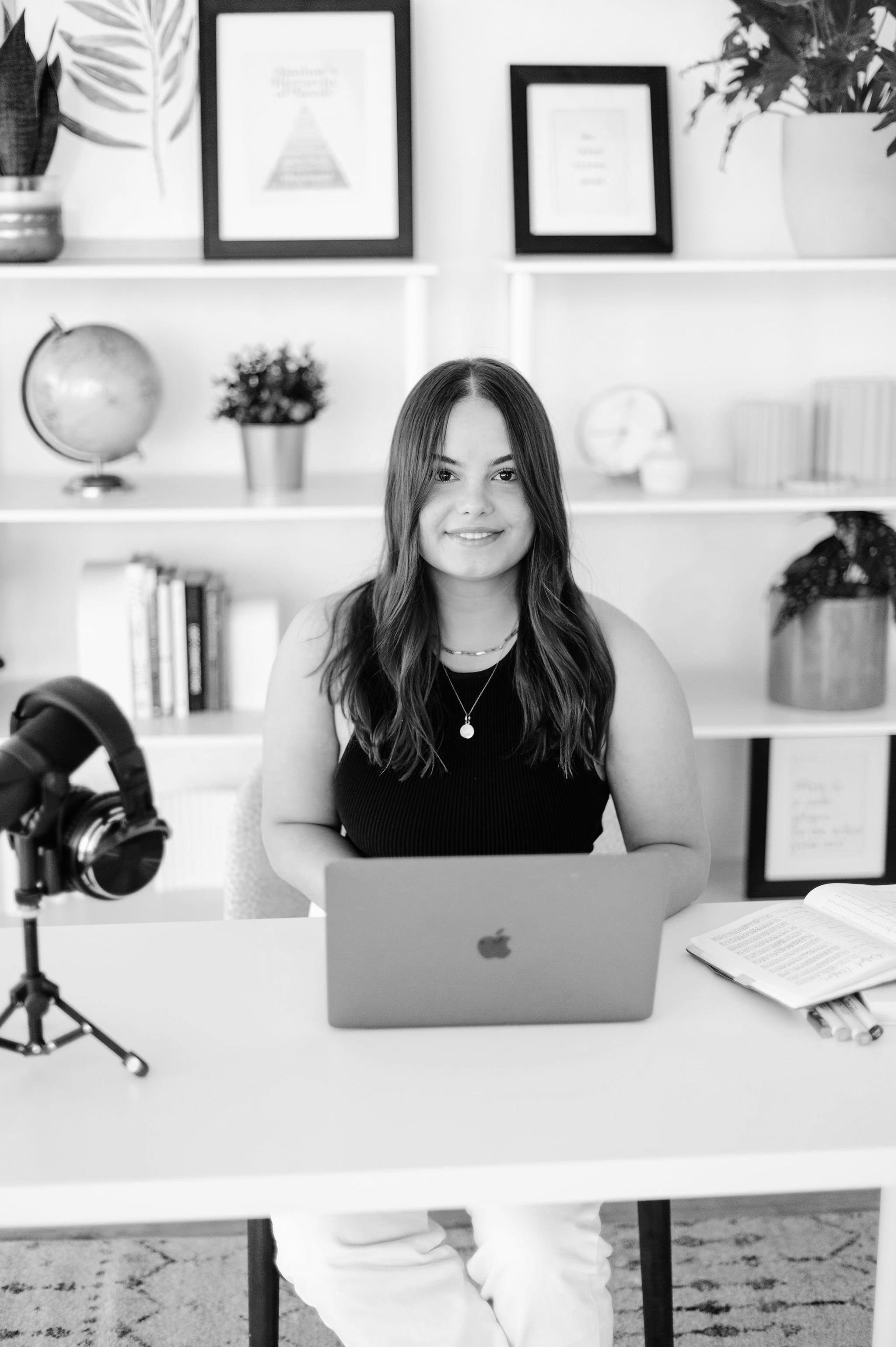 181. "Is there something wrong with me?!!" - Responding to Reddit Mental Health Posts