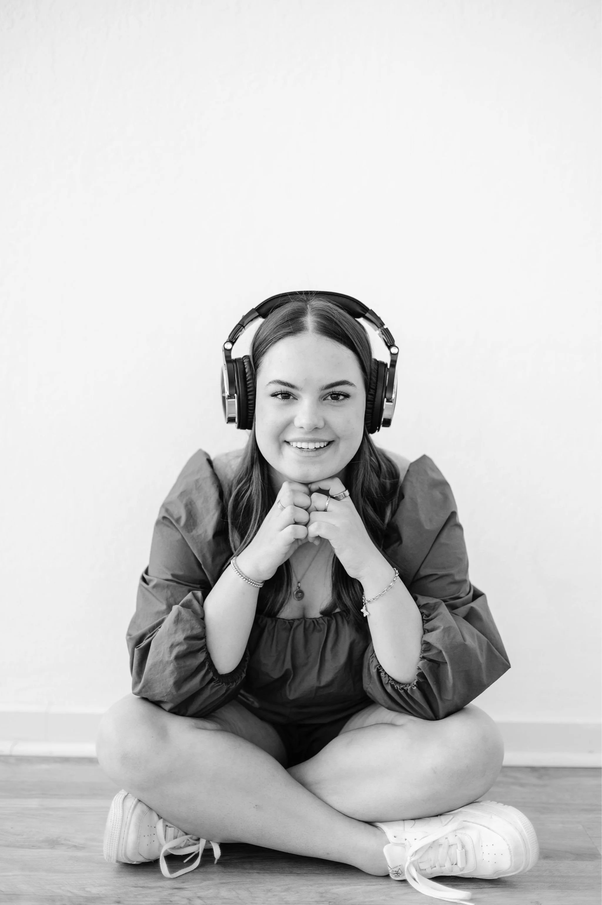 195. Your Family Vacation Survival Guide: Coping Skills, Boundaries, &amp; More!