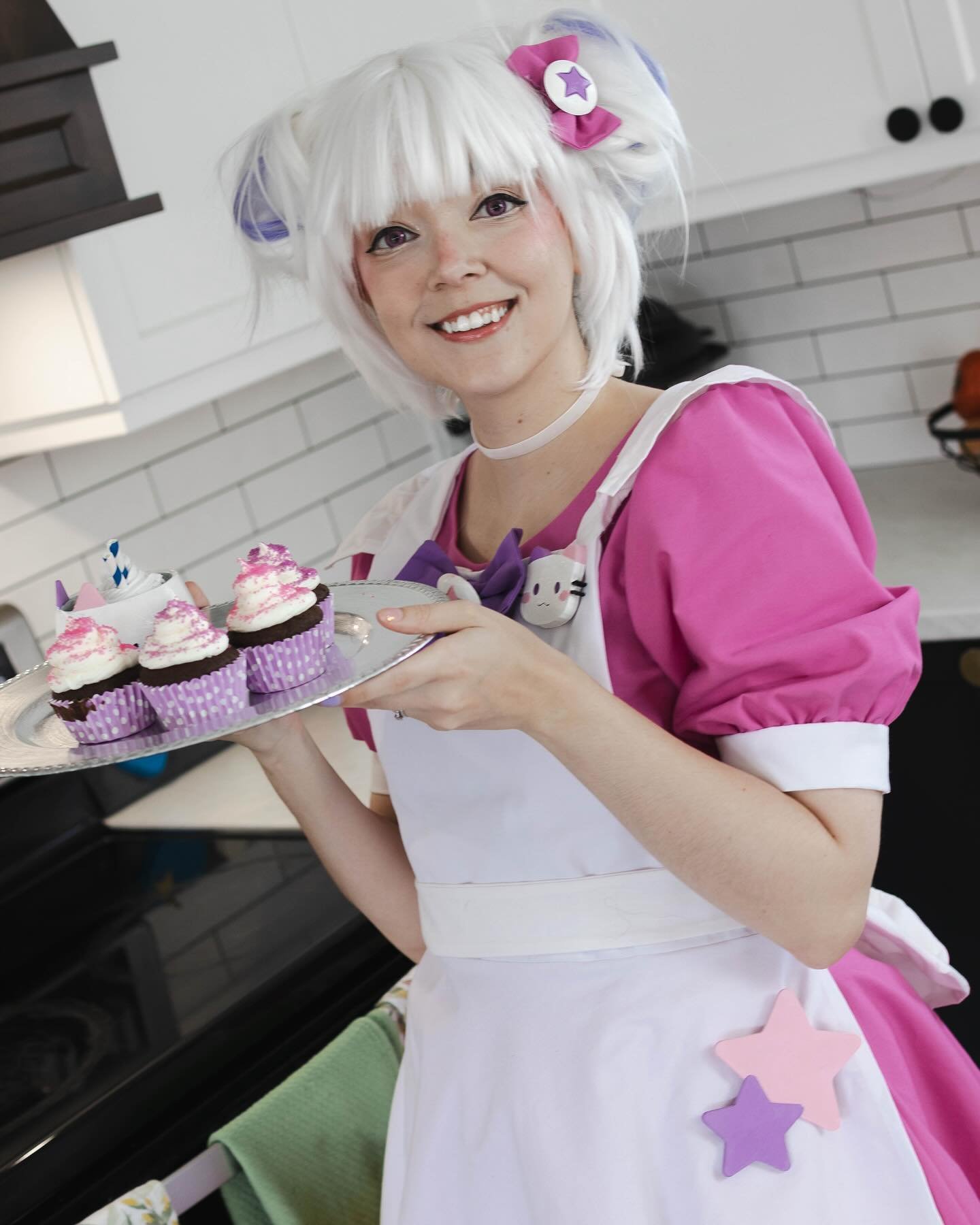 I made TOO many cupcakes 🥲
CandiCat OC by @devicat.art ✨
Costume made by me
Accessories + cup modelled and 3D printed by me
Photo by @kommisar_chiptune 
Lenses @uniqso 
Wig @ardawigs 
.
.
.
#devicatdtiys9 #candicat #devicat #occosplay #AnimeMaidCosp