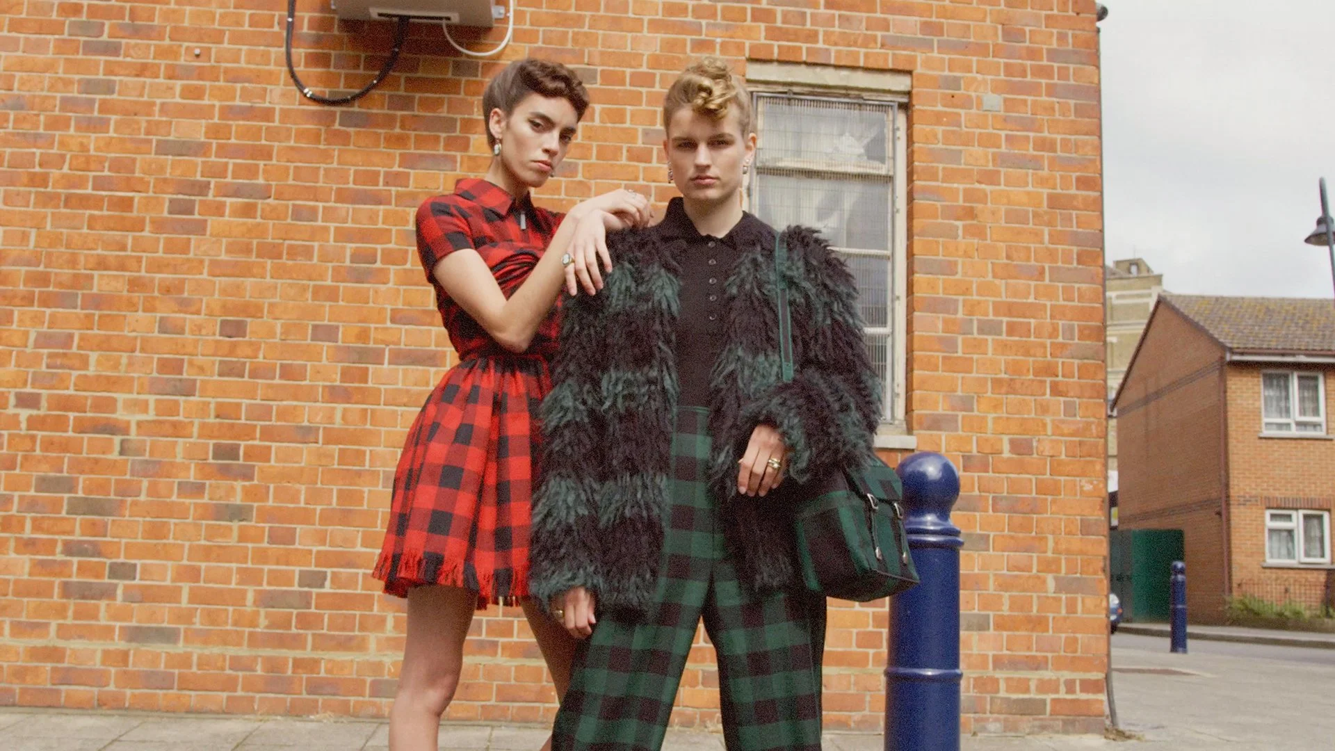 Dior-Fall-Winter-2019-Fashion-Film-Vivienne-and-Tamas-Fashion-Photographer-Paris-Gheir-Cover.jpg