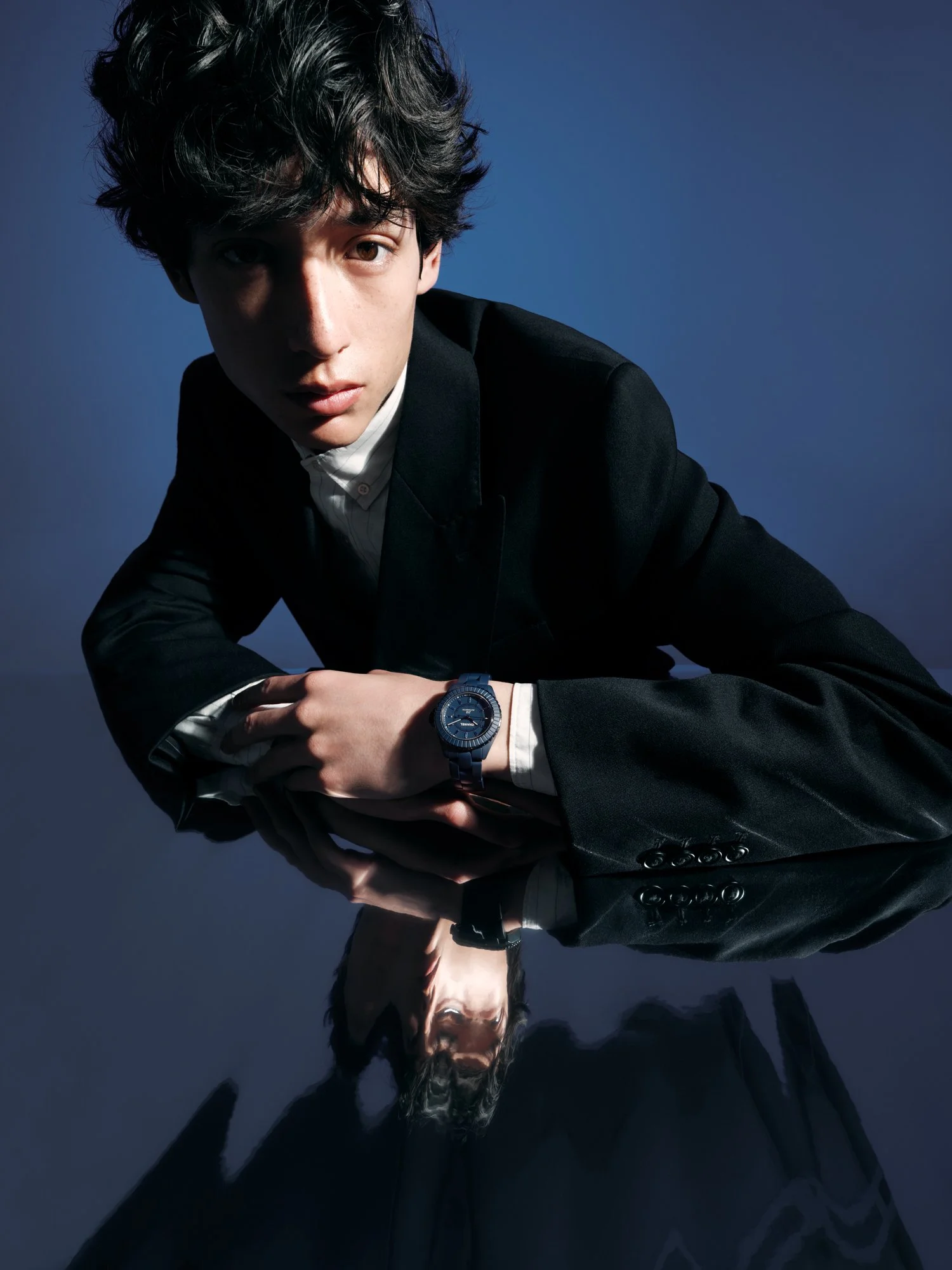 CHANEL J12 BLEU – Elle Man Arabia