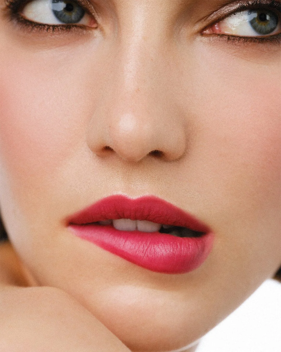 MOJEH – Chanel beauty editorial