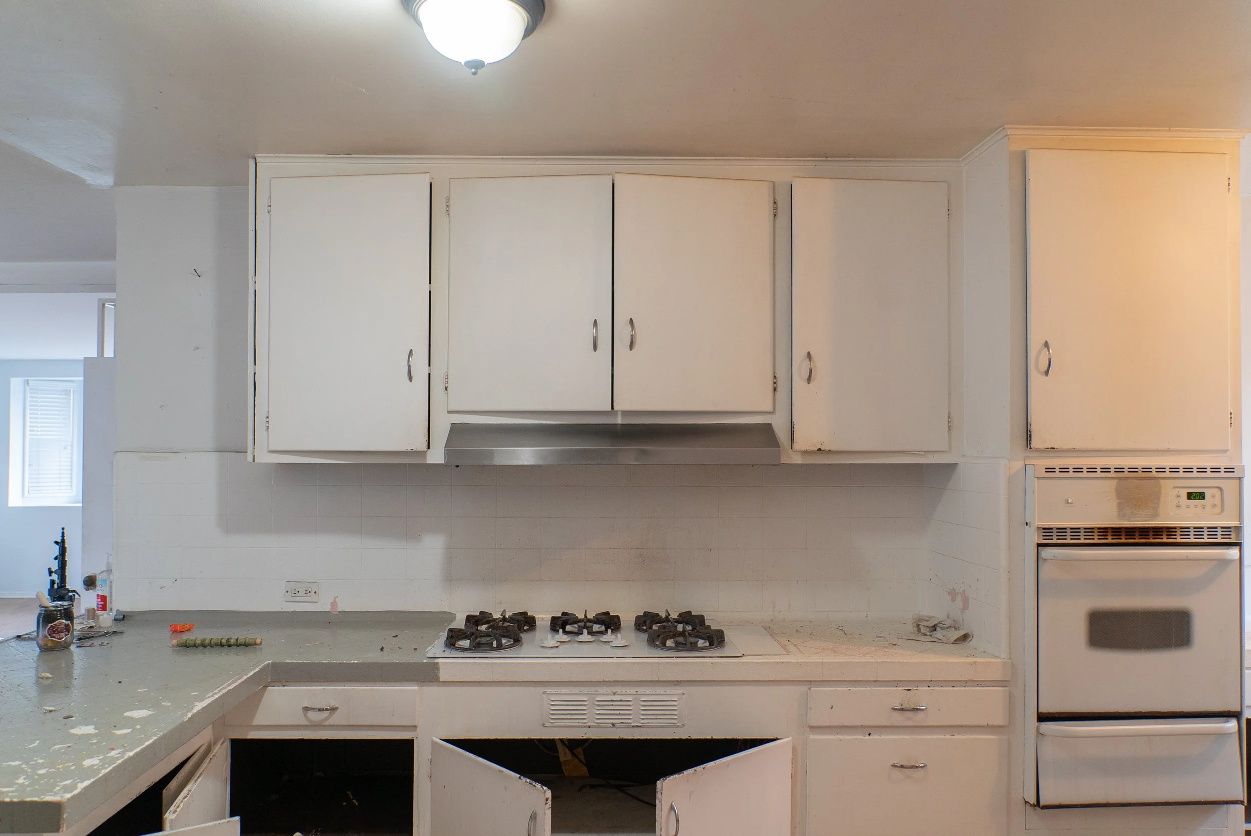 before kitchen 2.jpg