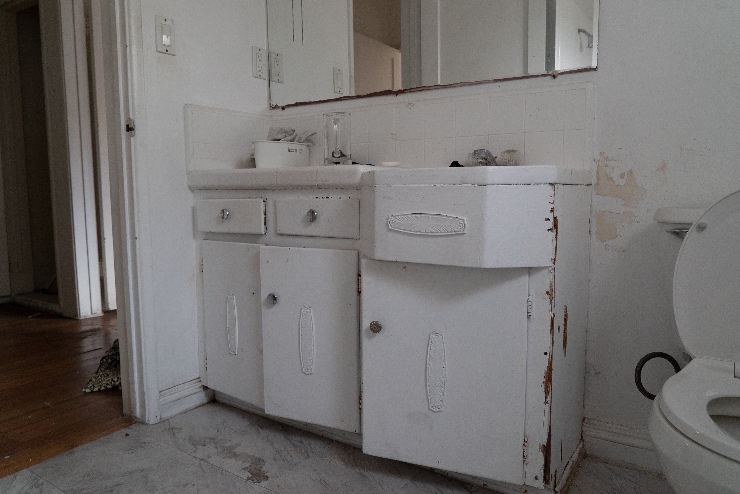 before bathroom 5.jpg