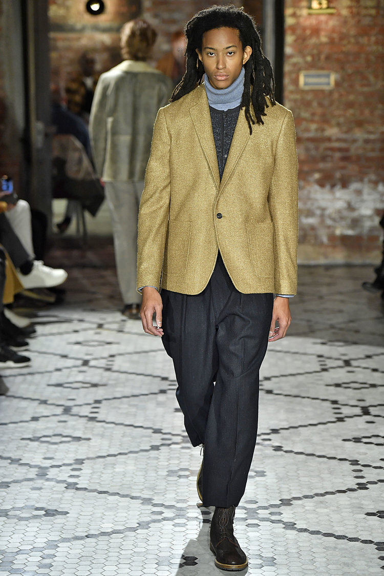 Look+15.jpg