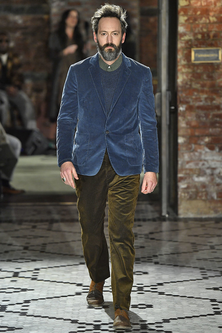 Look+3.jpg