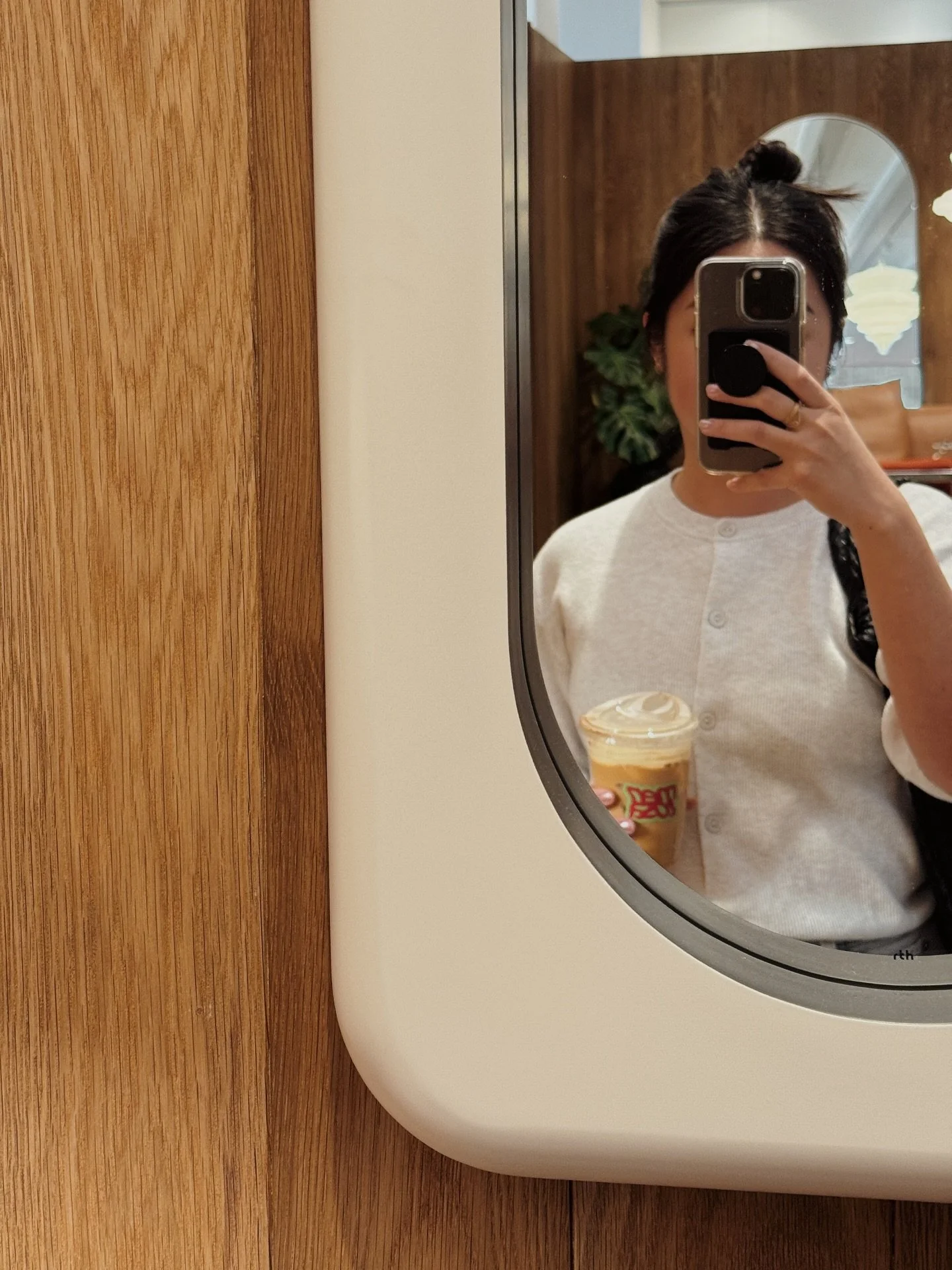 It&rsquo;s been a chill season and I&rsquo;m not sure if I should be worried for how chill it&rsquo;s been.. buuuuut I&rsquo;ll take it. 🎄☕️