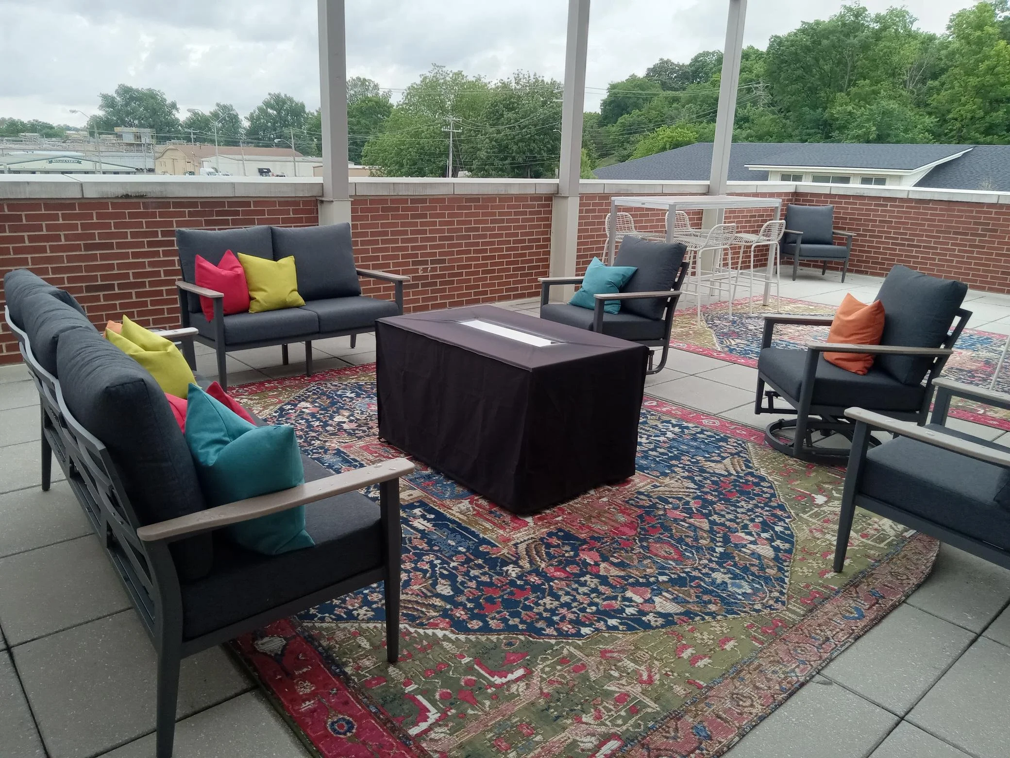 DONNA YOUNG ROOFSCAPE PATIO - our outdoor balcony is ideal for those times when you need a moment of tranquility and revitalization

(second floor)
