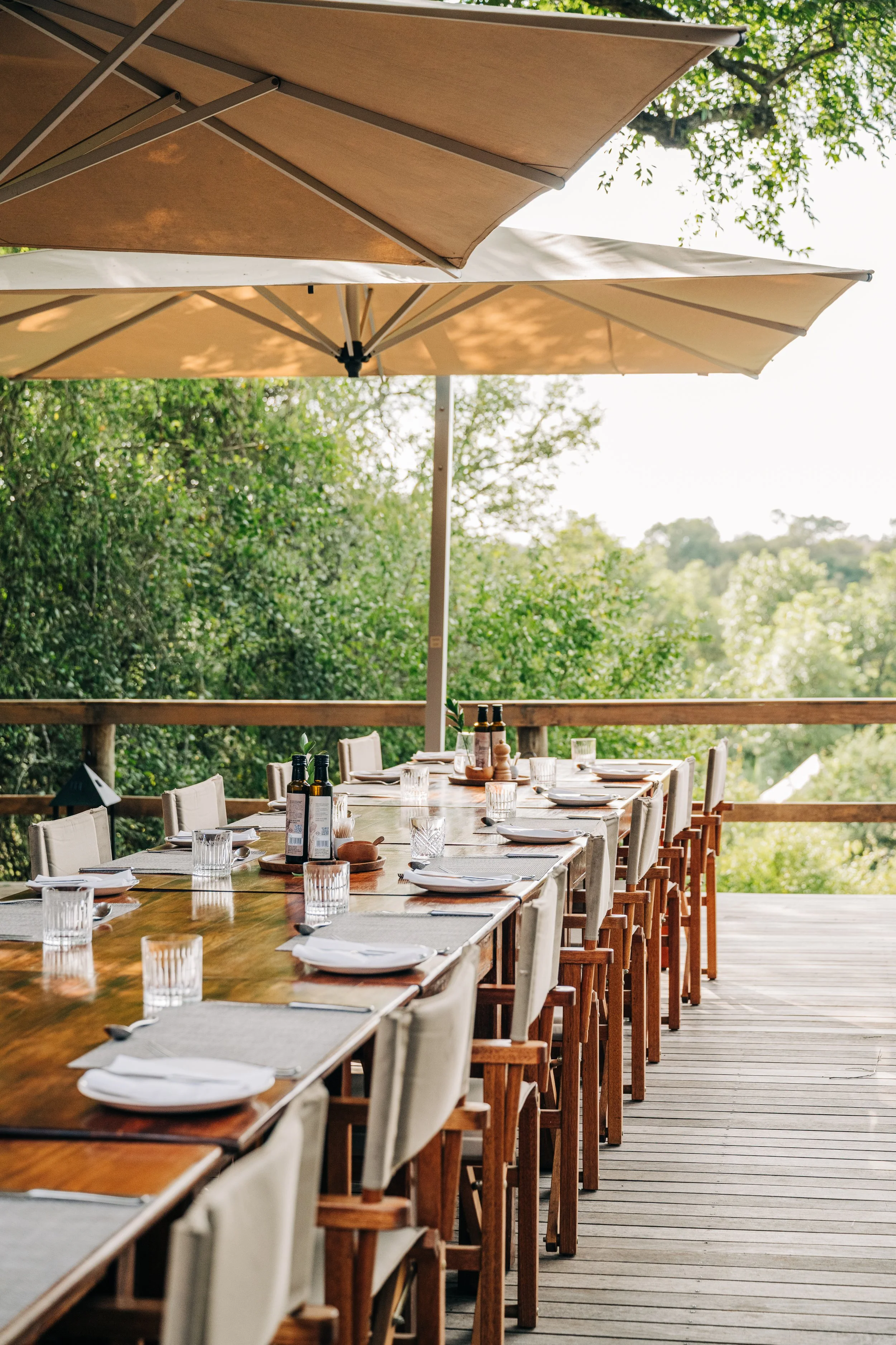 Londolozi Safari Lodge outdoor dining area