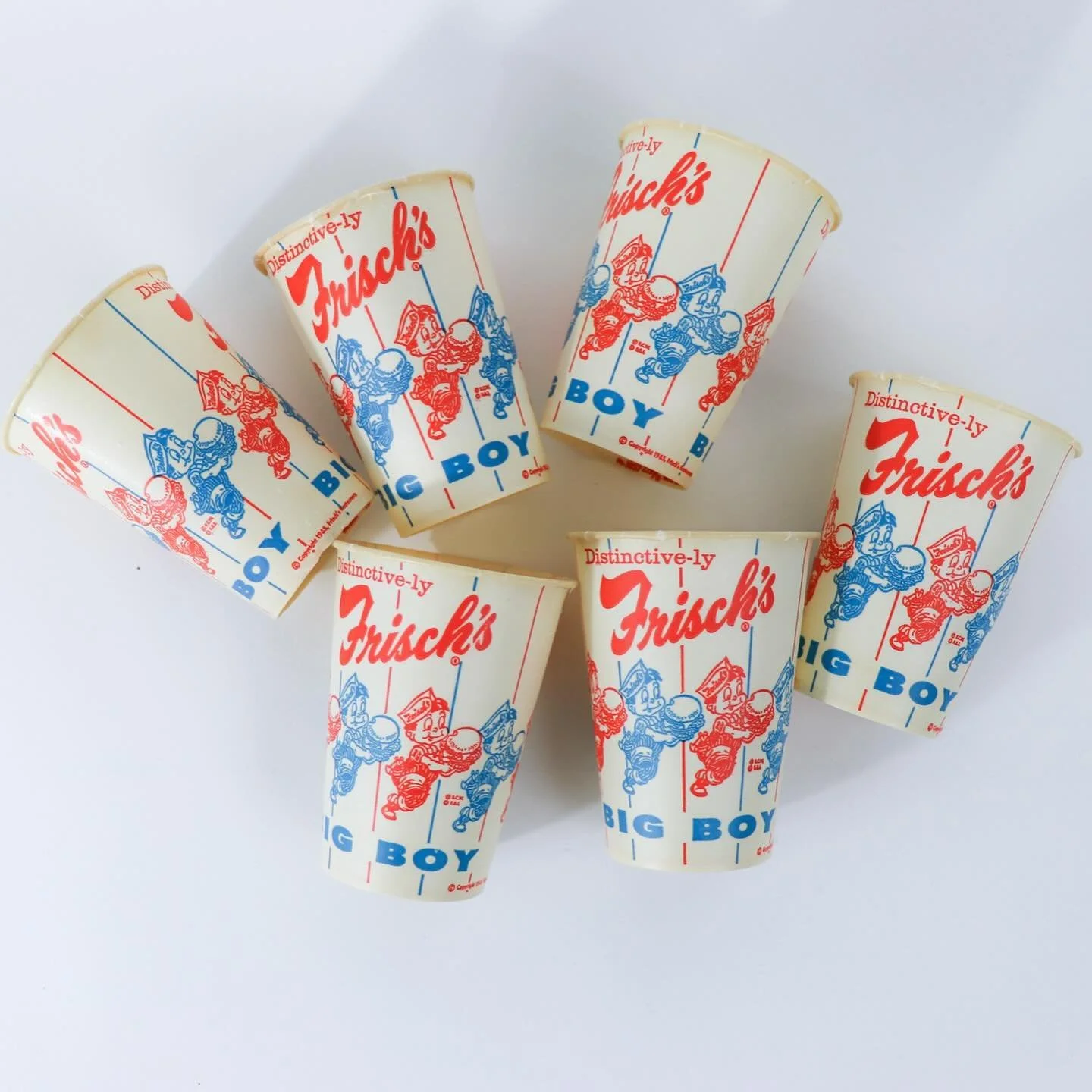 1965 set of wax coated paper Frisch&rsquo;s Big Boy cups - new online 🍔