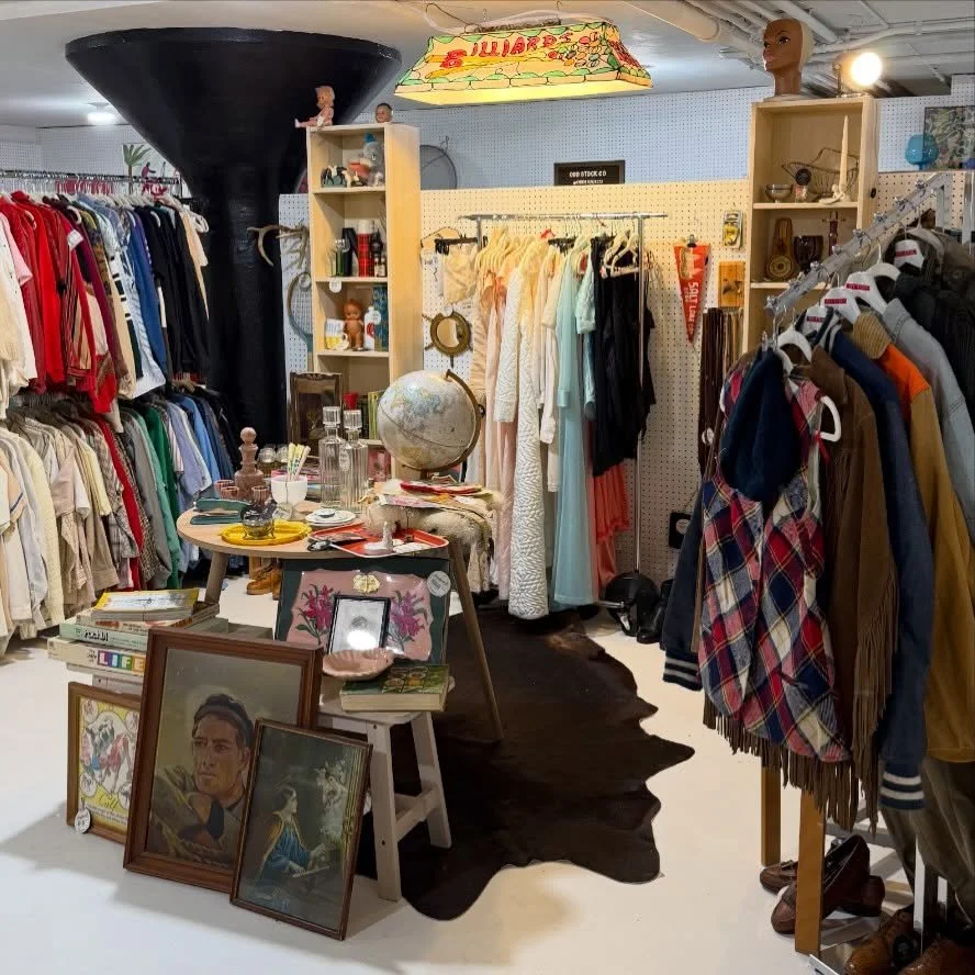 I dropped off some new goods to my booth at @tastybirdvintage today and I love this space so much