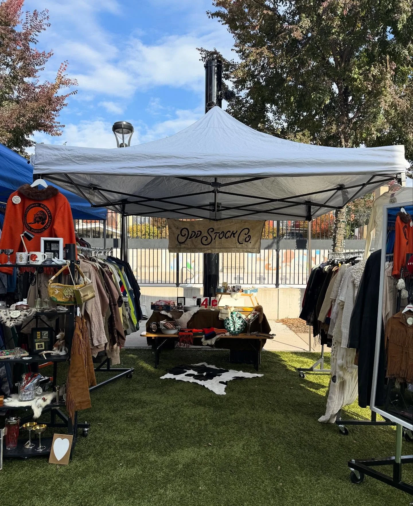 Great day @thecityflea thank you all for shopping and coming by. Taking the rest of the month to move into TWO new locations and I&rsquo;ll see you in December for a couple of holiday markets ❣️