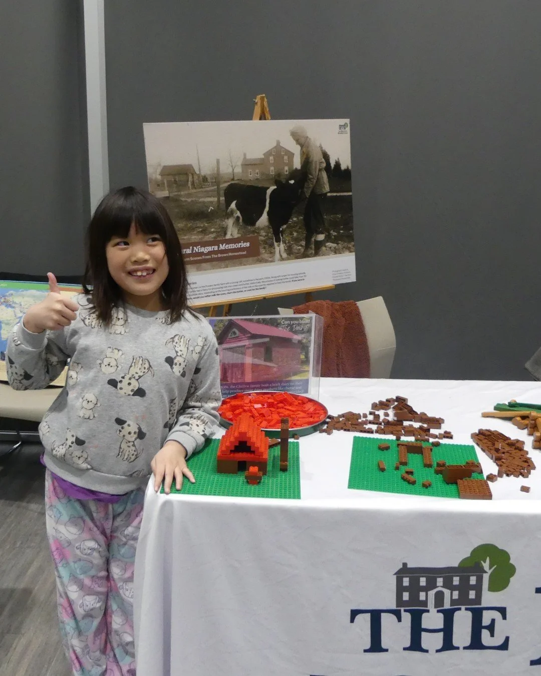 🥁Niagara In Focus✨🗺️🎉

We hope everyone had as much fun at Culture Crawl as we did! It was great to see museums and heritage groups from across Niagara together in one place. Thank you to the best co-organizers @niagarageopark &amp; @townofpelhamo